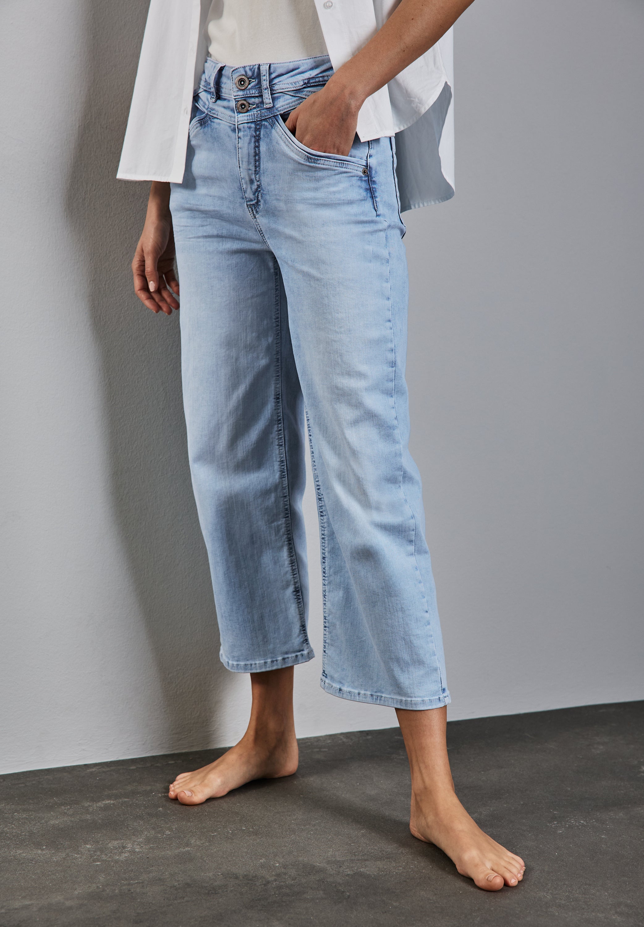 Wide Leg Jeans