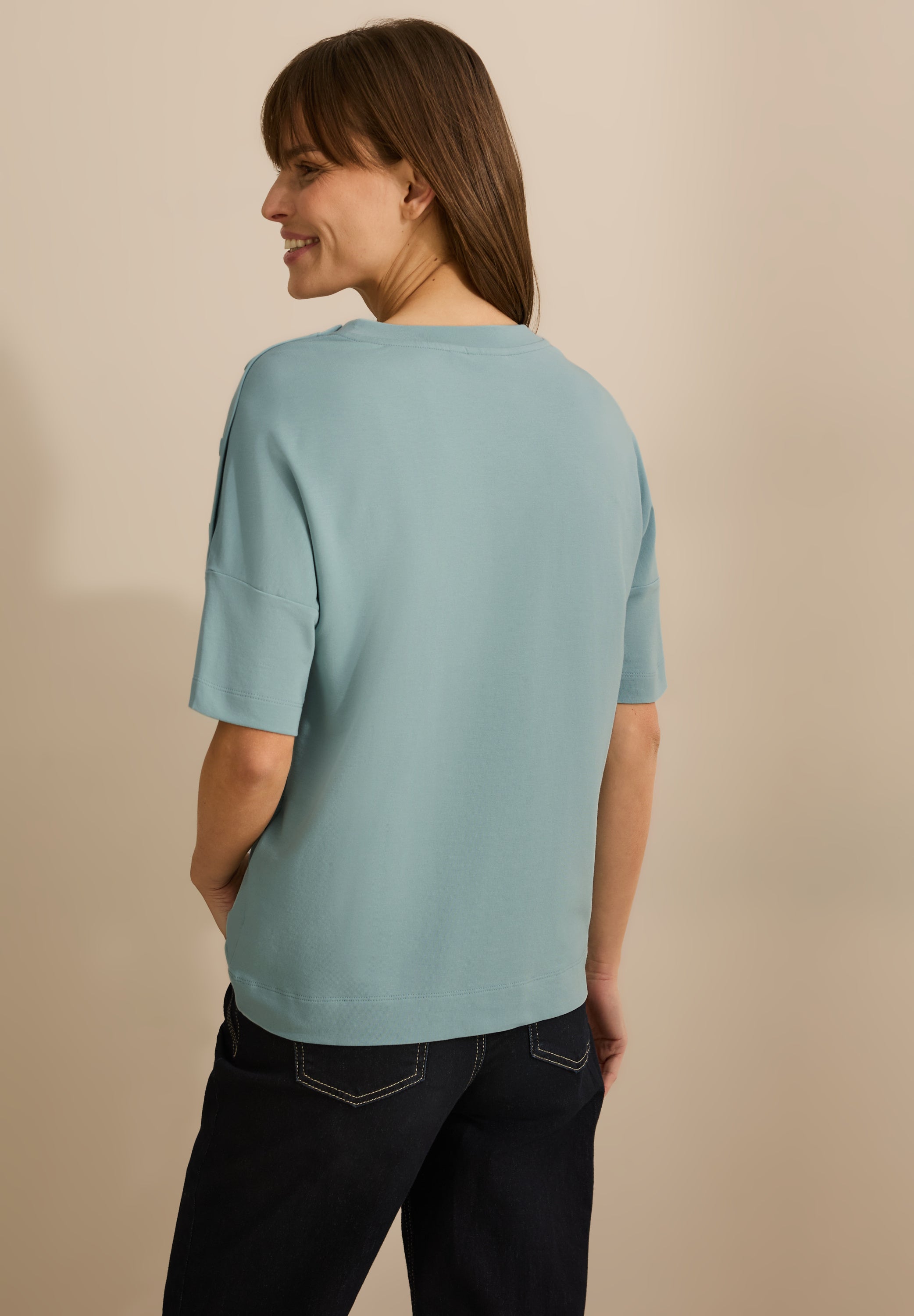 T-Shirt mit Knopfdetail