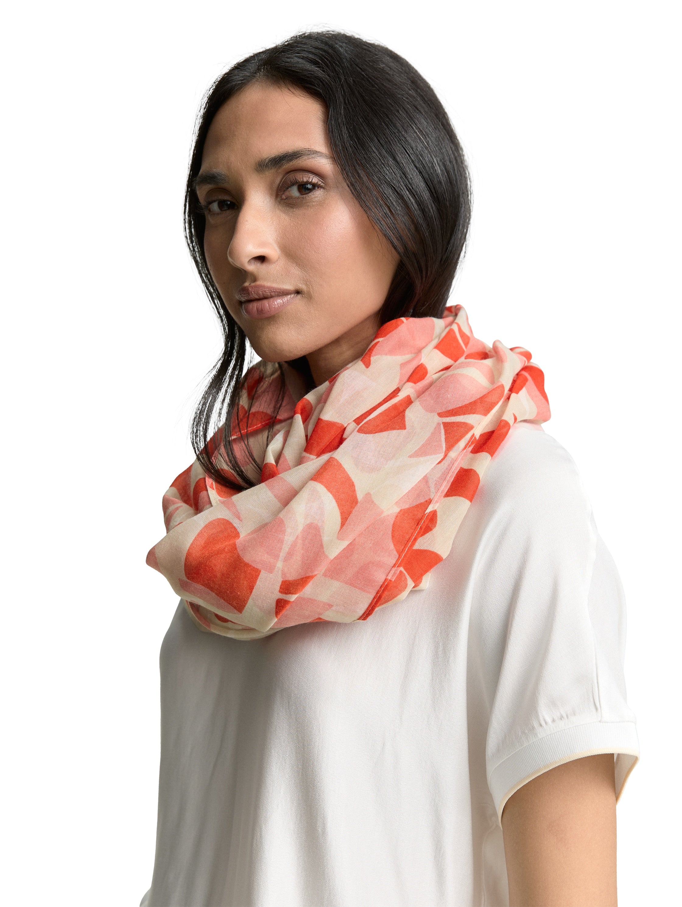 Loop-Schal mit Muster