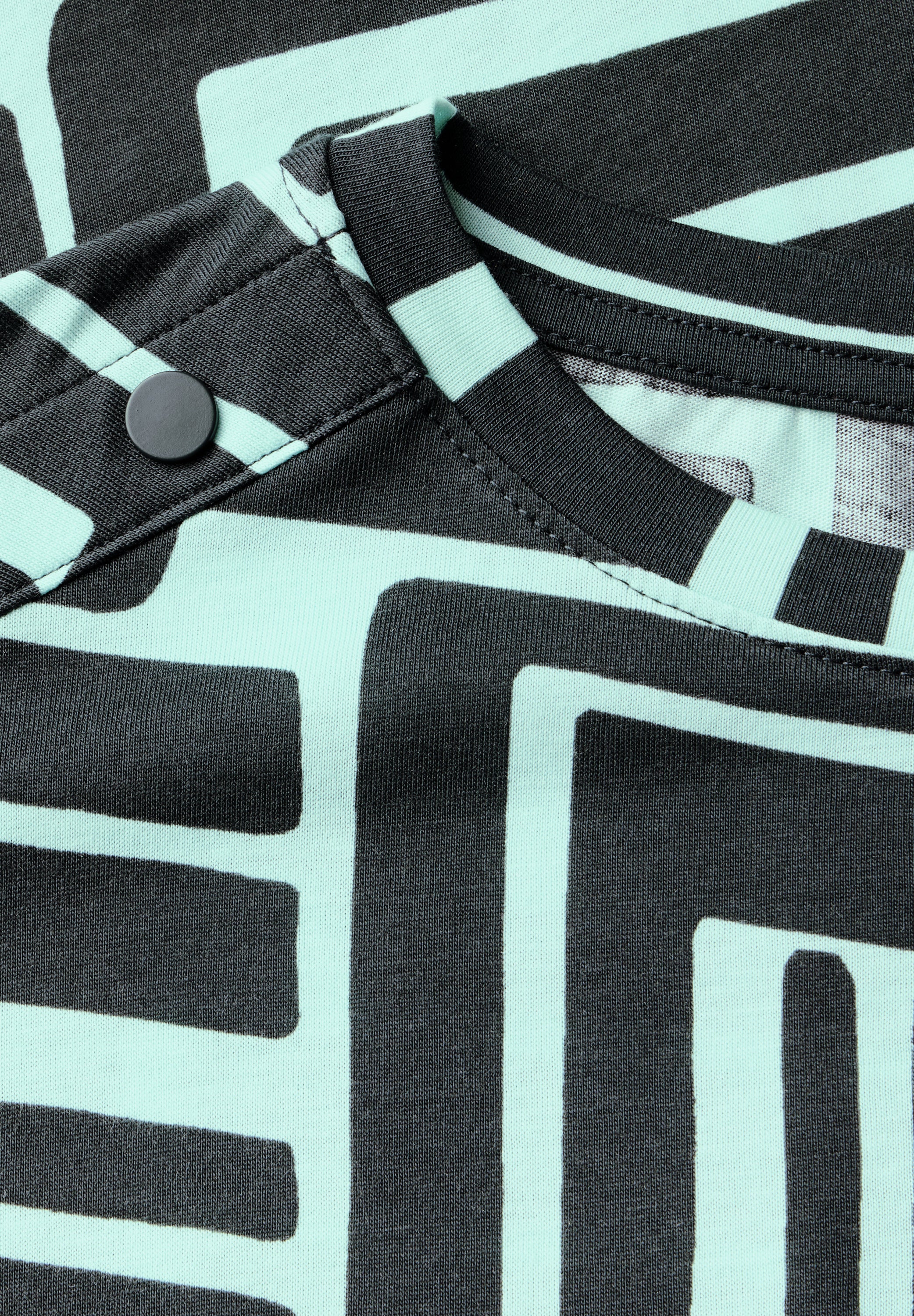 Print-Shirt mit Knopfdetail