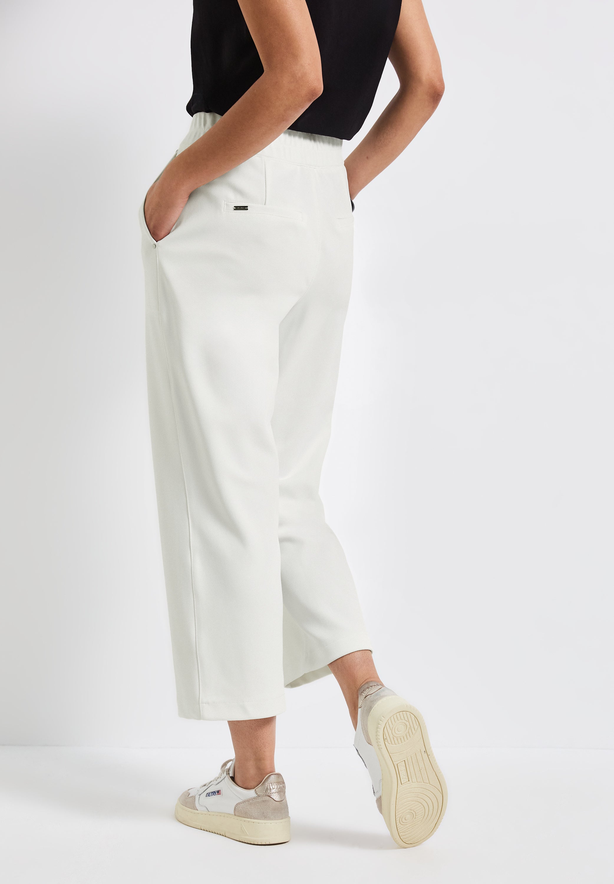 Straight Leg 7/8 Twill-Hose