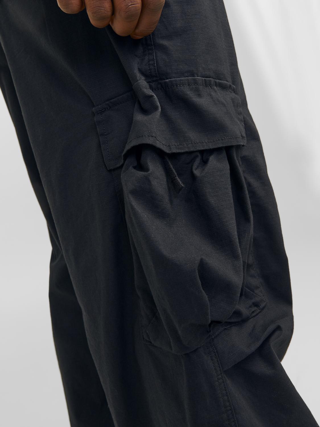 JPSTPARACHUTE JJZAYN CARGO SN