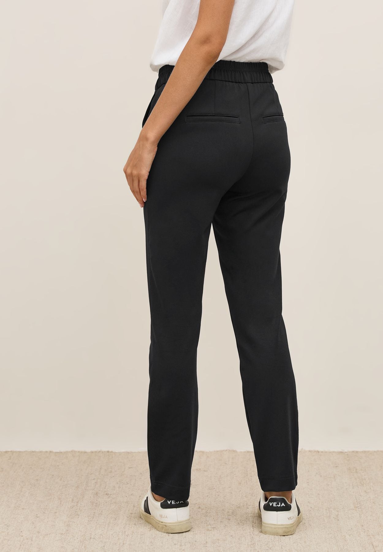 Casual Fit Hose Style Tracey