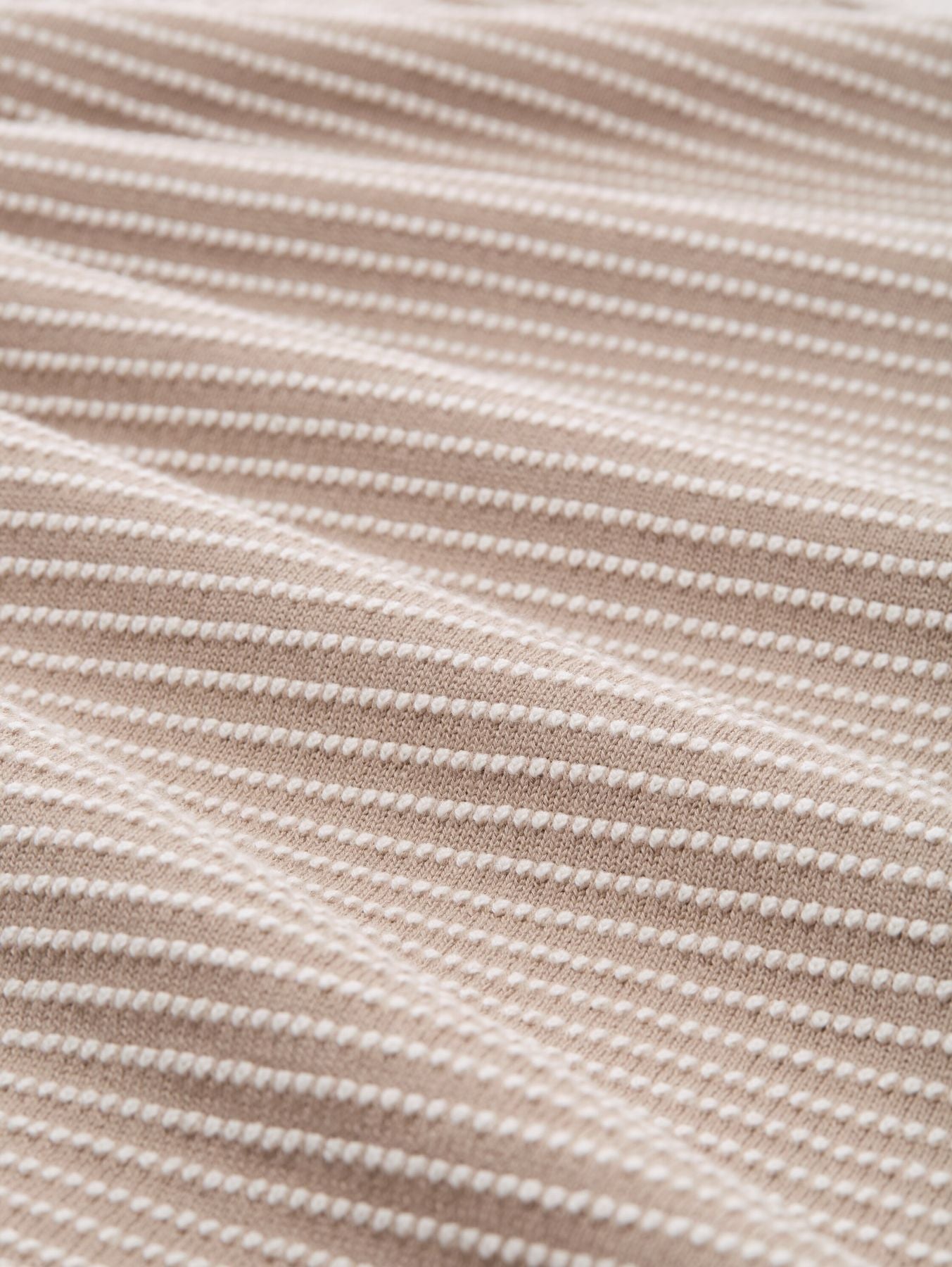 Strickpullover mit U-Boot-Ausschnitt