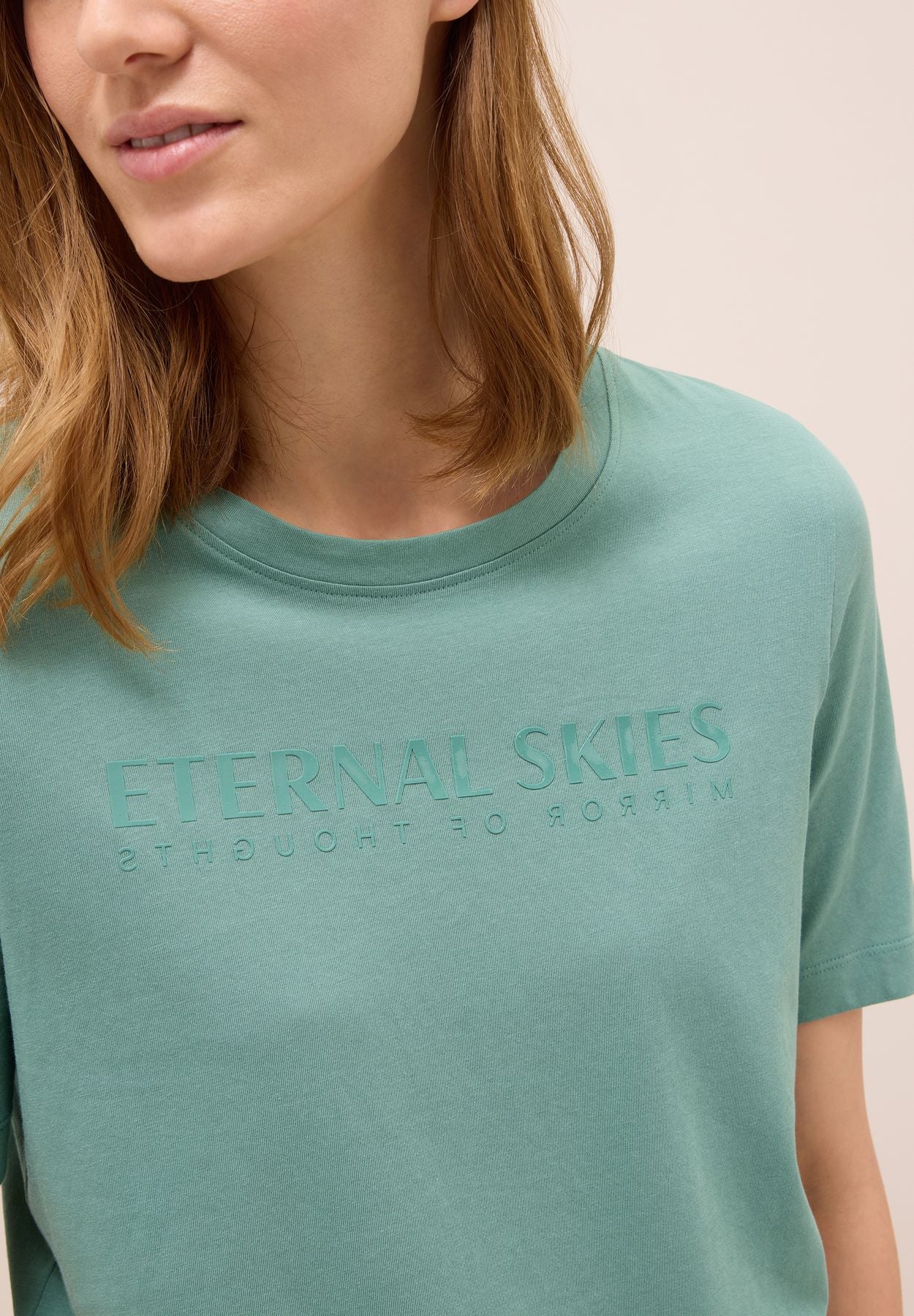 T-Shirt mit Wording Artwork