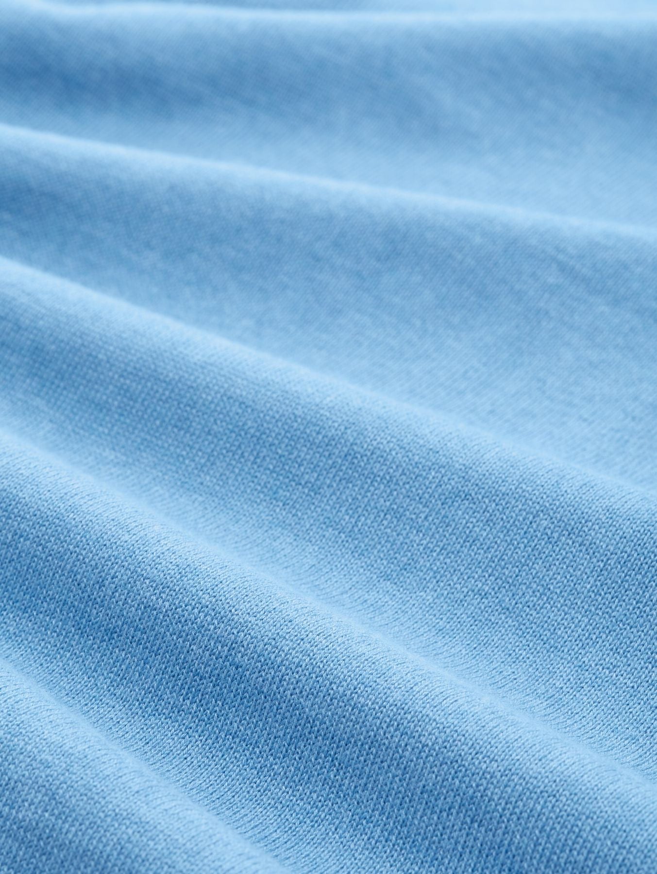 sweater basic v-neck