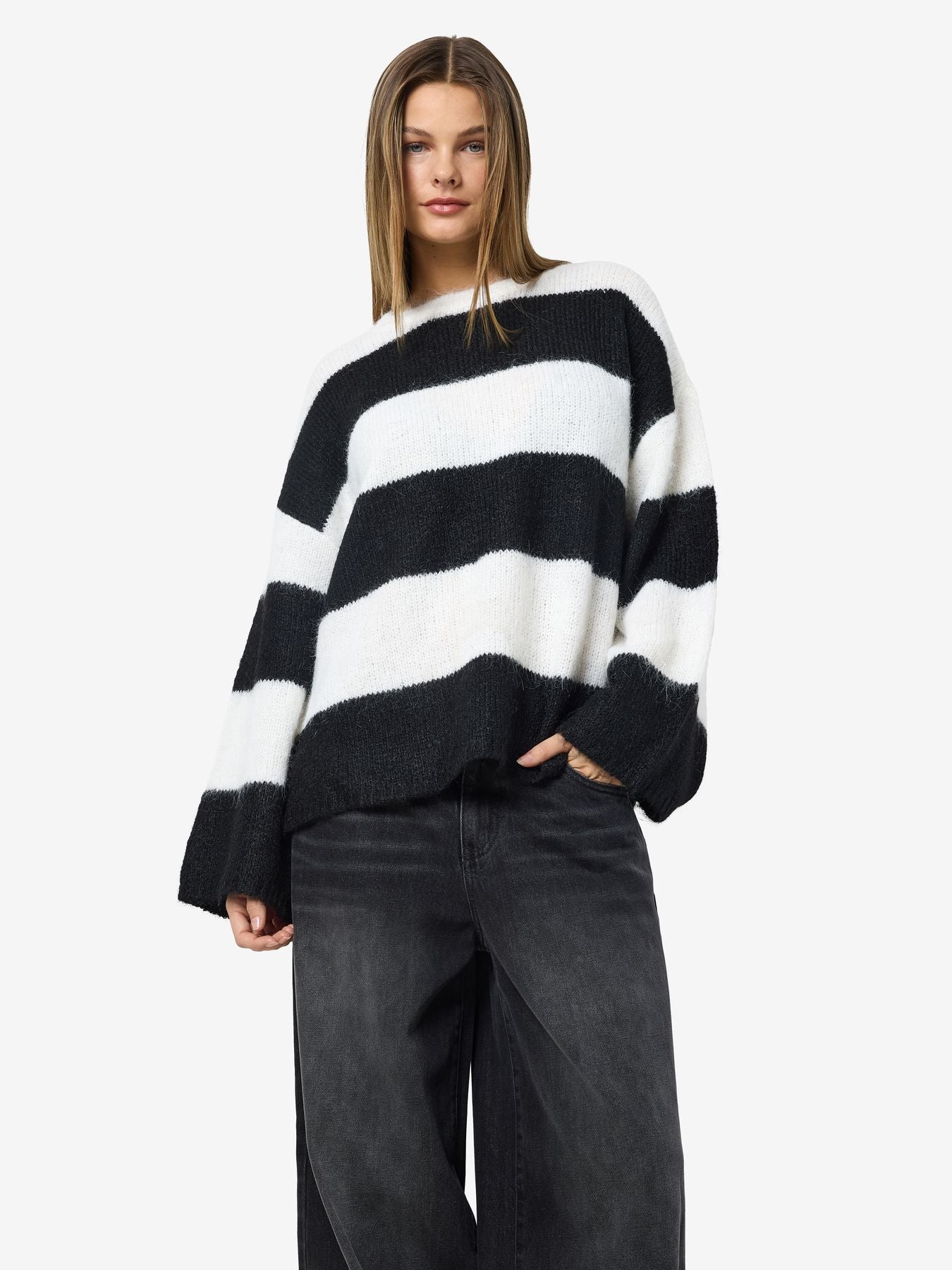 NMSUTTON L/S OVERSIZED KNIT FWD NOOS