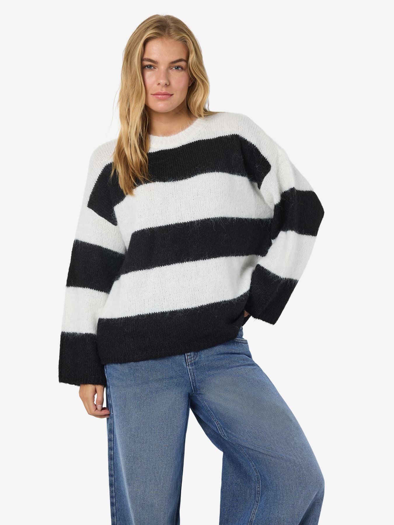 NMSUTTON L/S OVERSIZED KNIT FWD NOOS