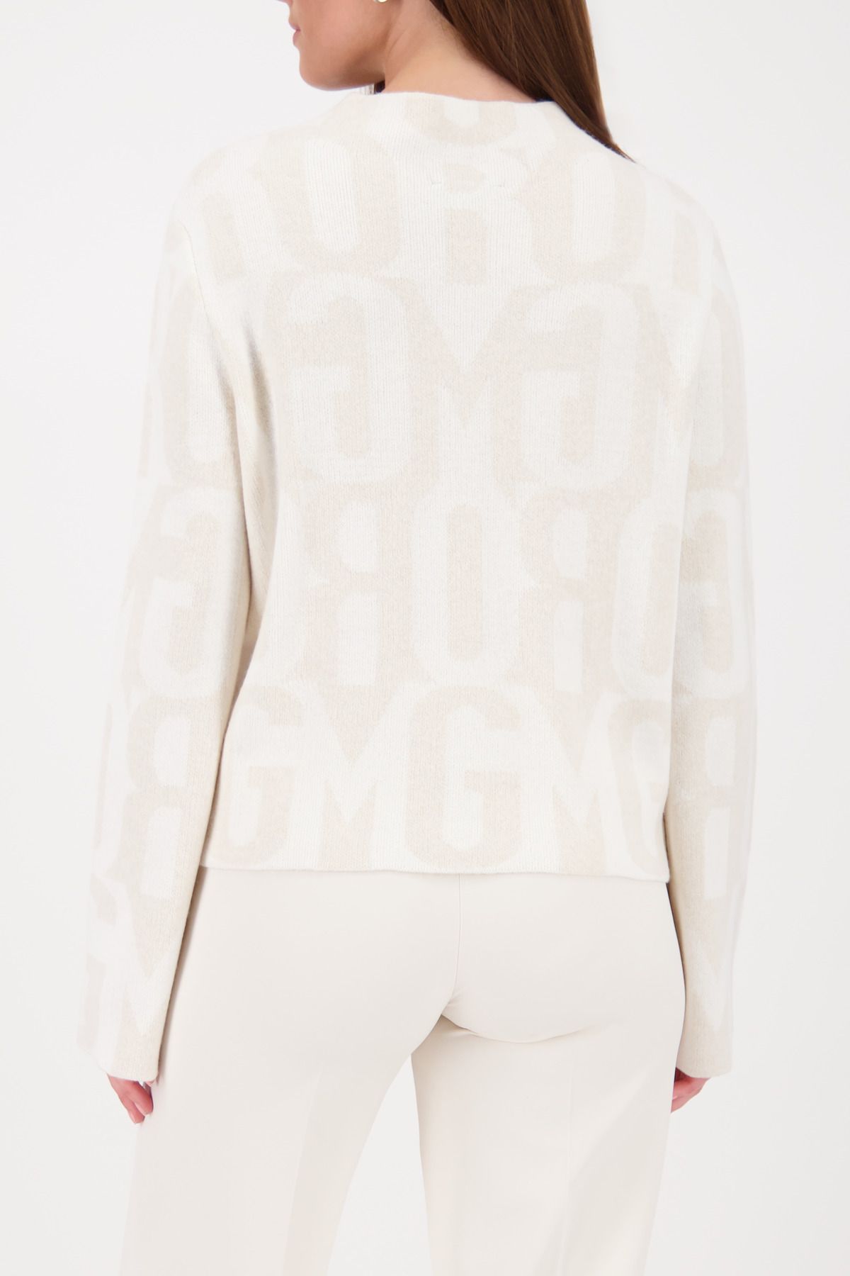 Stylischer Pullover