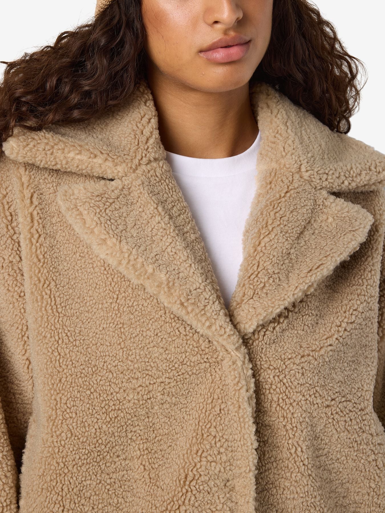NMNATI CROP TEDDY JACKET FWD NOOS