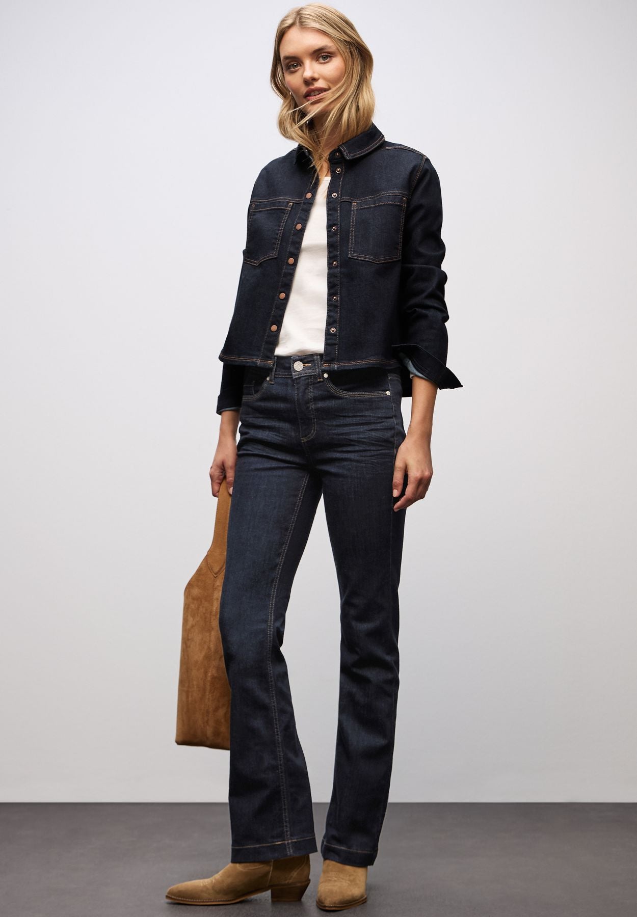 Rinsed Bootcut Jeans