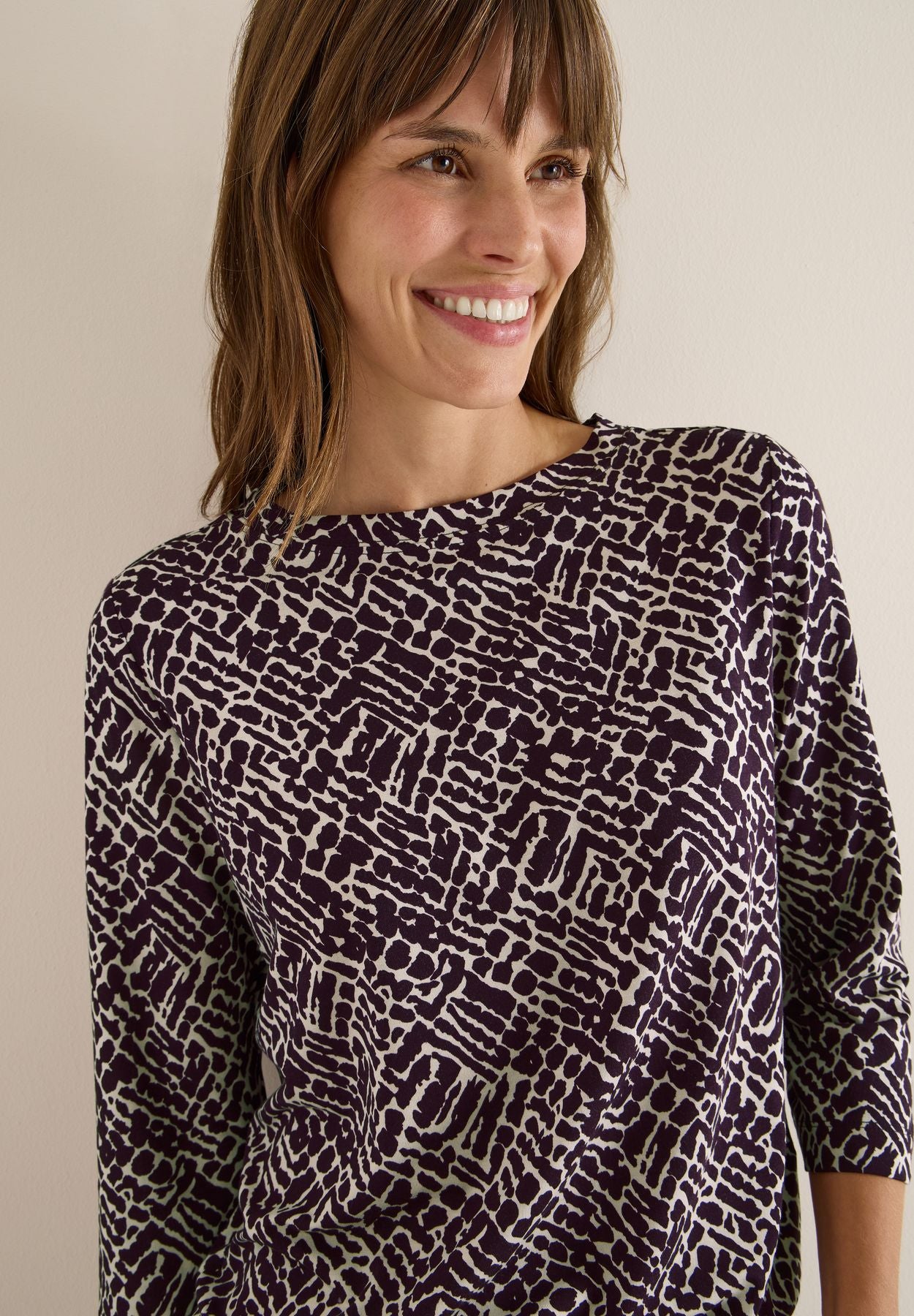 Shirt mit Minimal Print