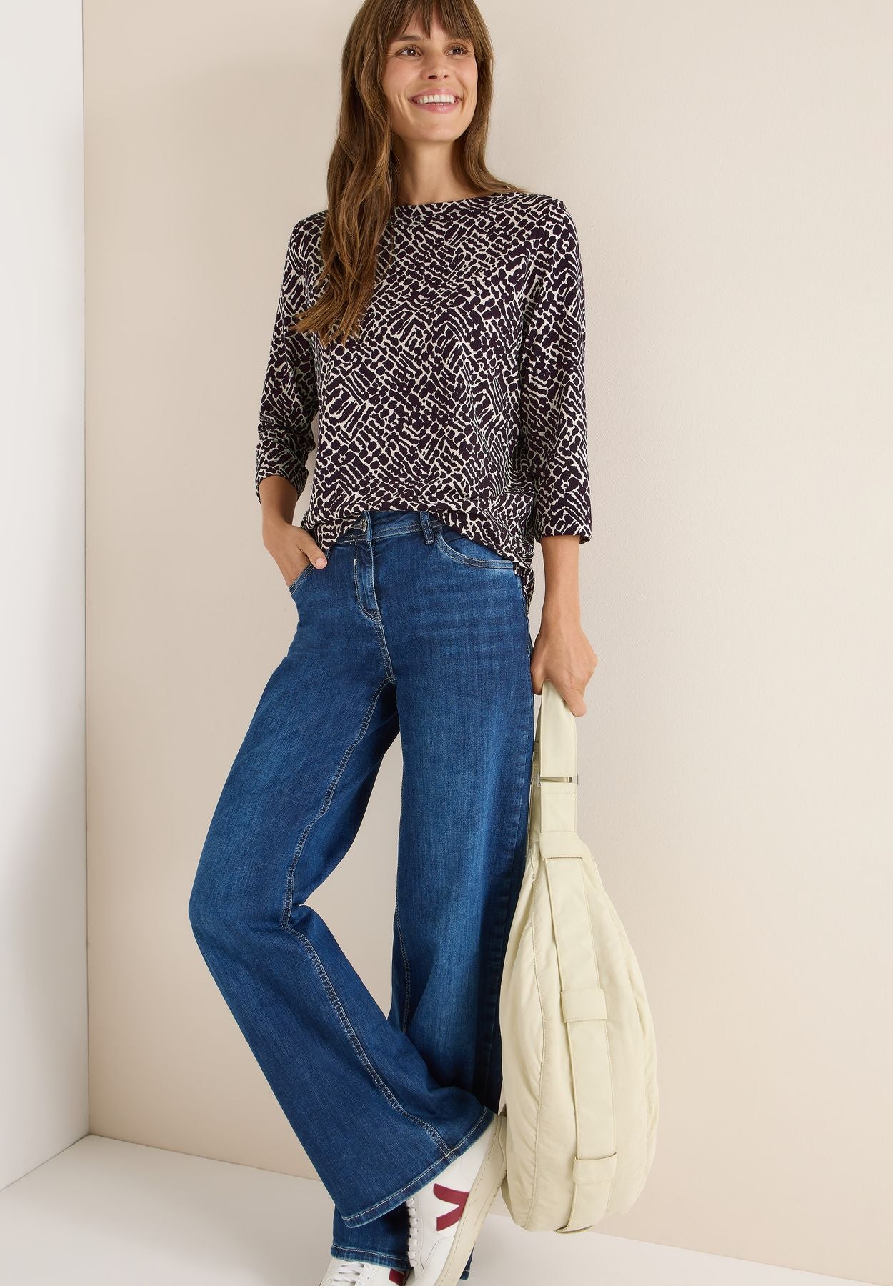 Shirt mit Minimal Print