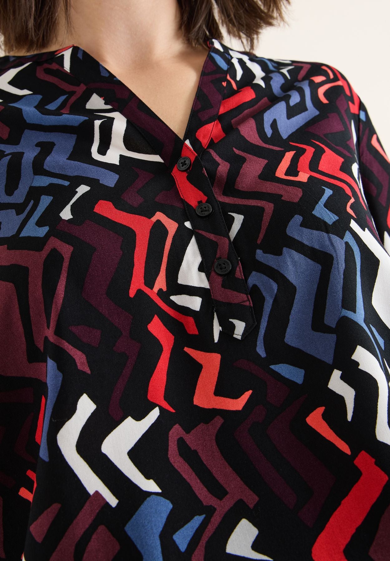 Bluse mit Grafikmuster
