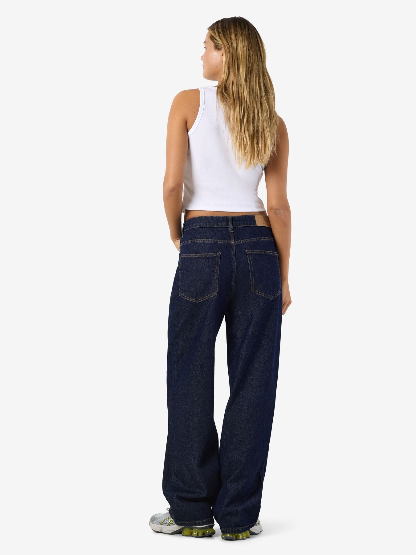 NMALEXA MW LOOSE JEANS AZ386DB NOOS