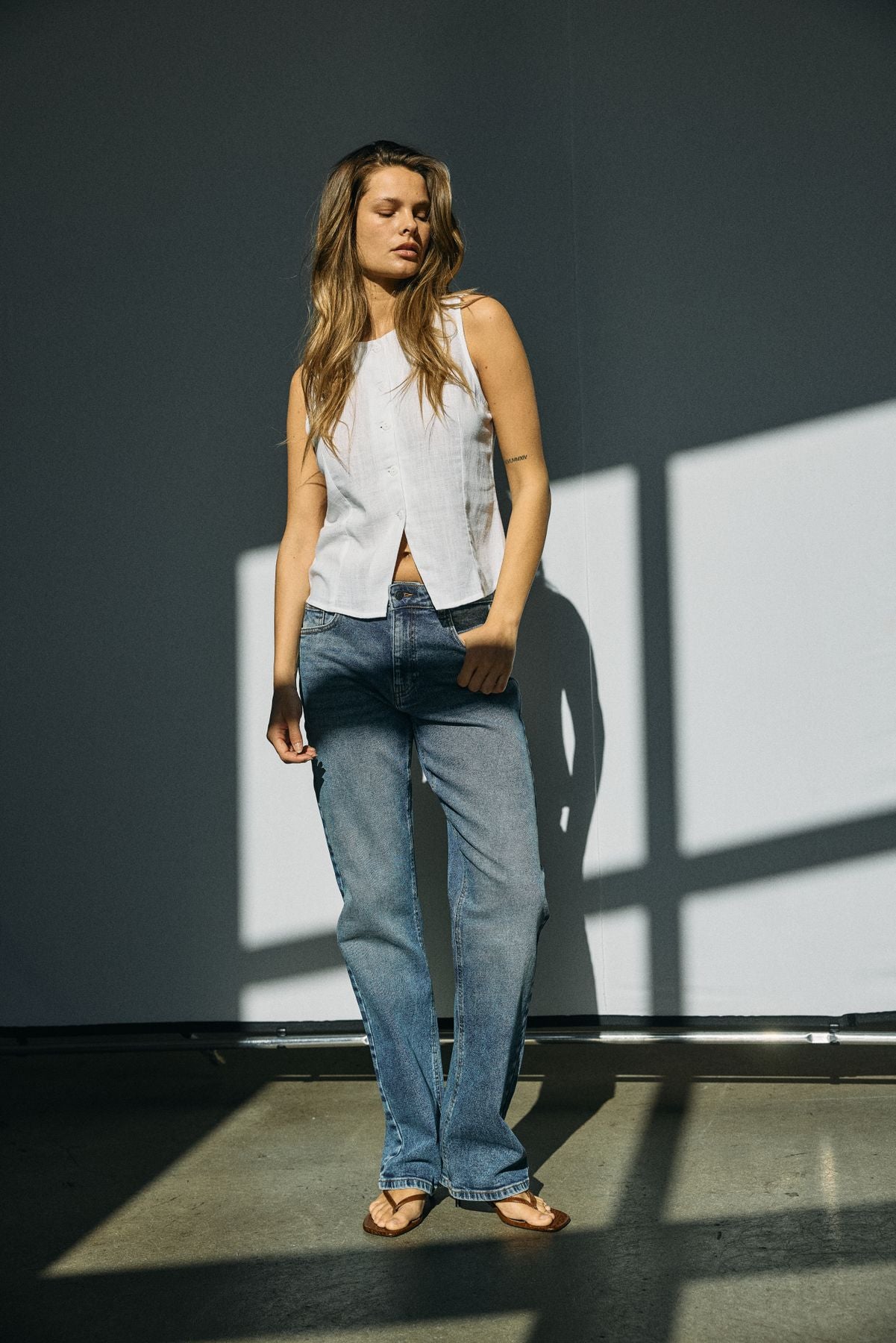 NMMONICA HW STRAIGHT JEAN AZ221DB NOOS