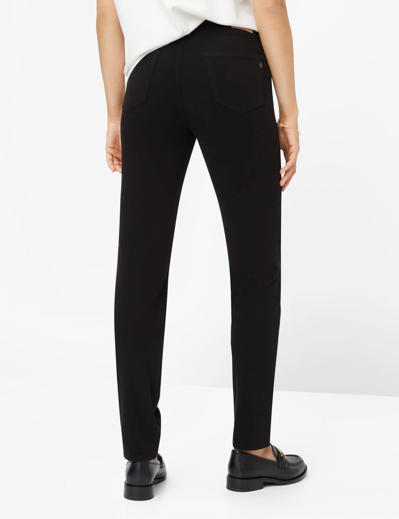 Röhrenjeans Style Shakira