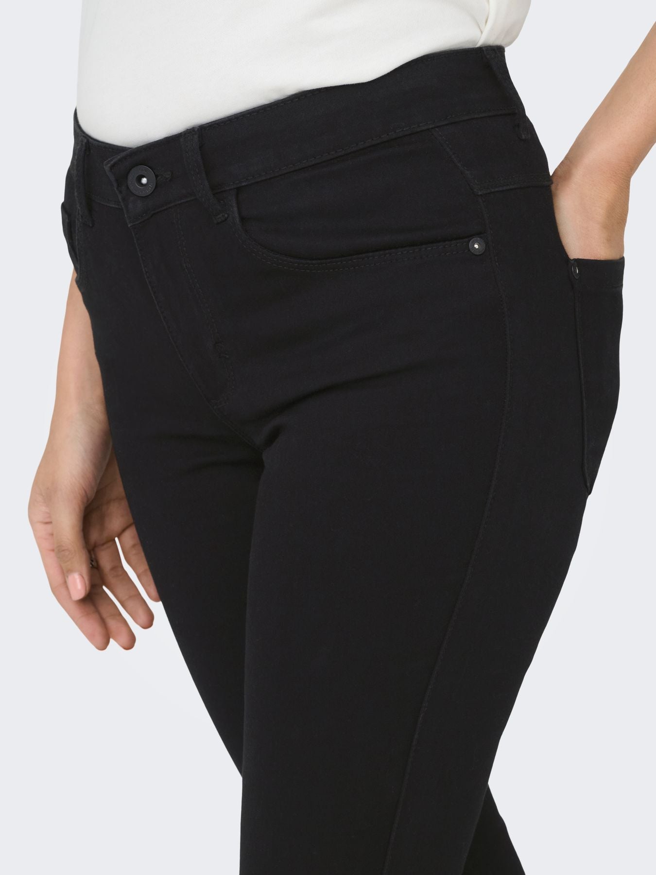 ONLROYAL REG SKINNY JEANS 600 NOOS