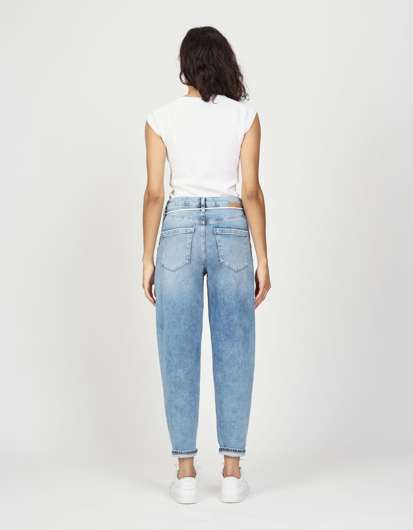 94VIA JOGGER - balloon fit