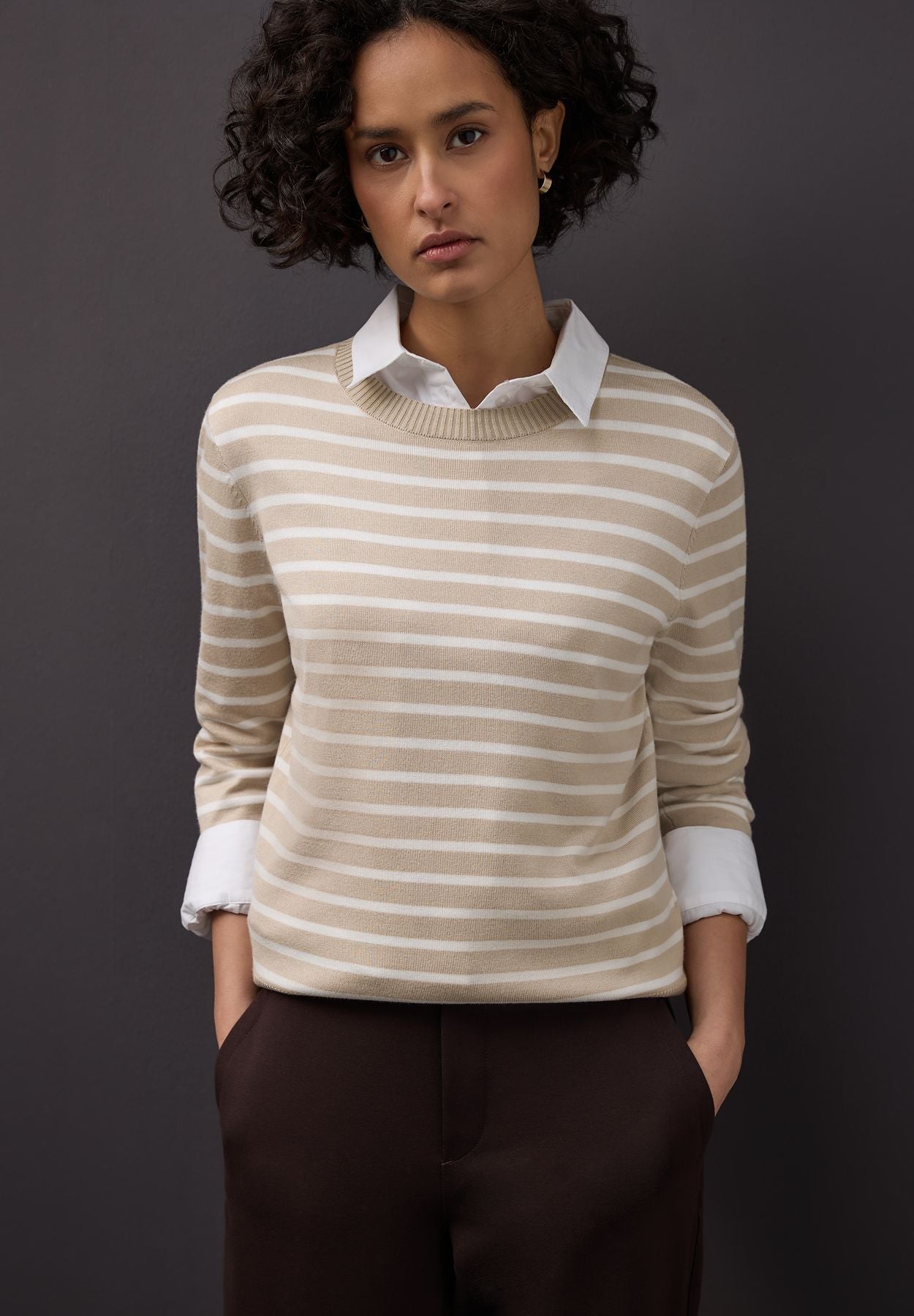 Gestreifter Pullover