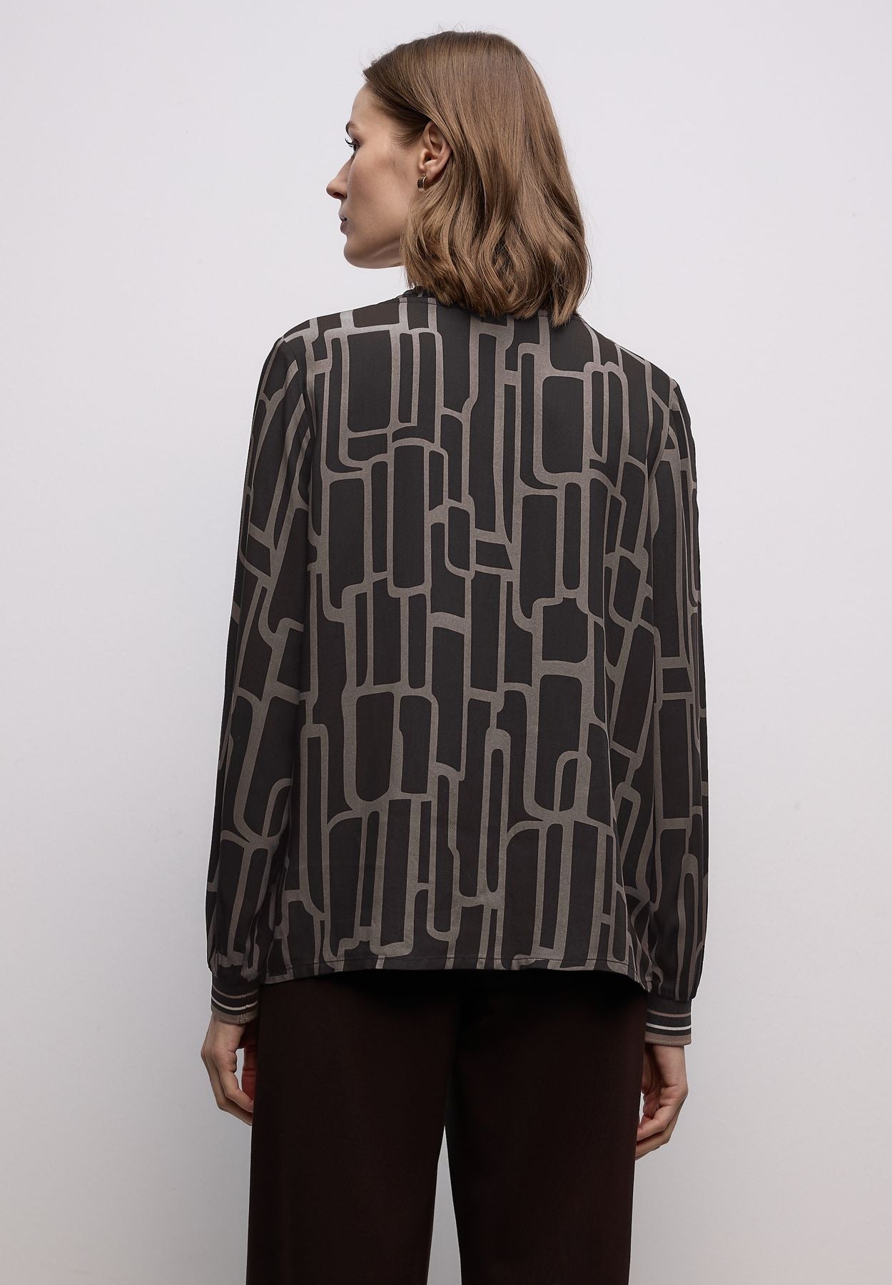 Gemusterte Tunika mit Tape