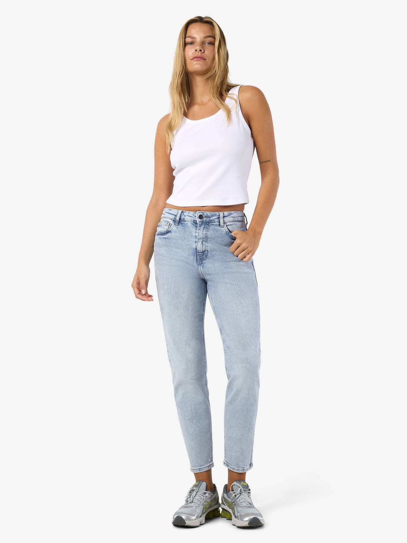 NMMONI HW ST ANK JEANS AZ359LB FWD NOOS