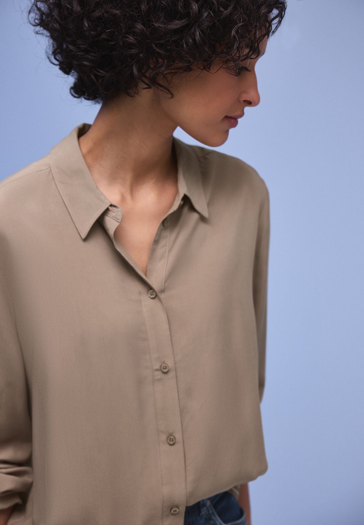 Hemdbluse mit Collegedetails