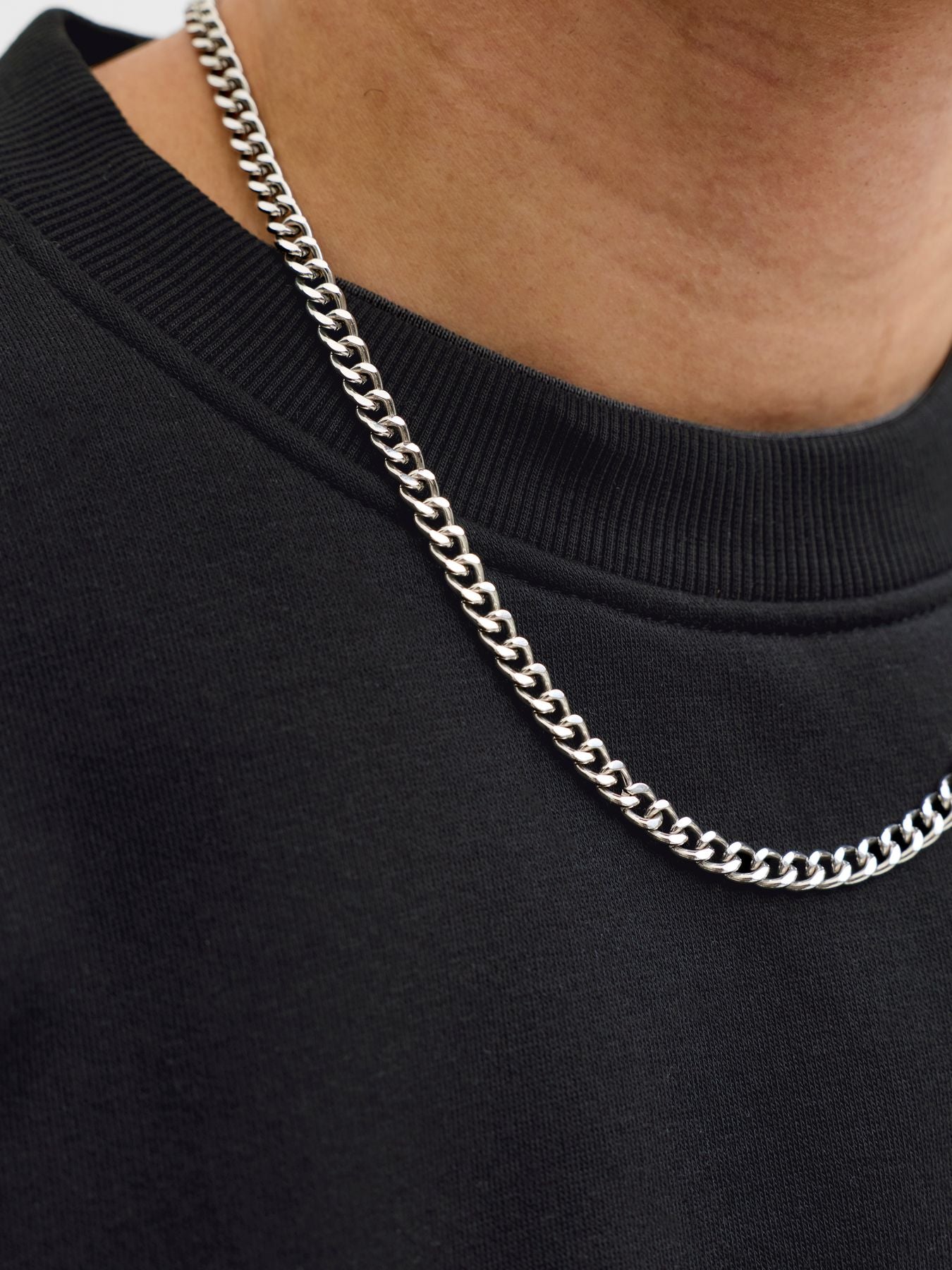 JCOFUSION SWEAT BADGE CREW NECK