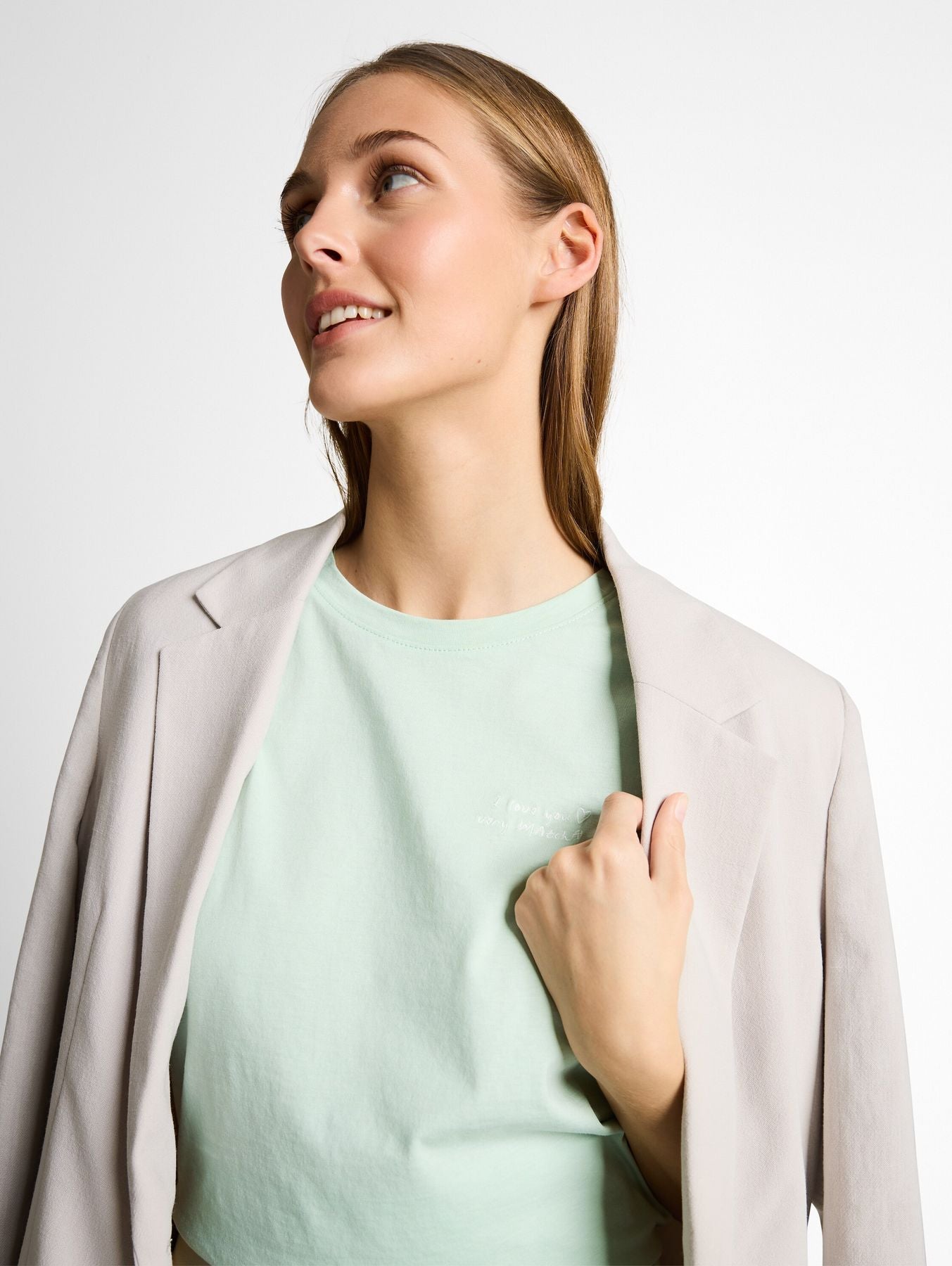 T-Shirt mit Stickerei