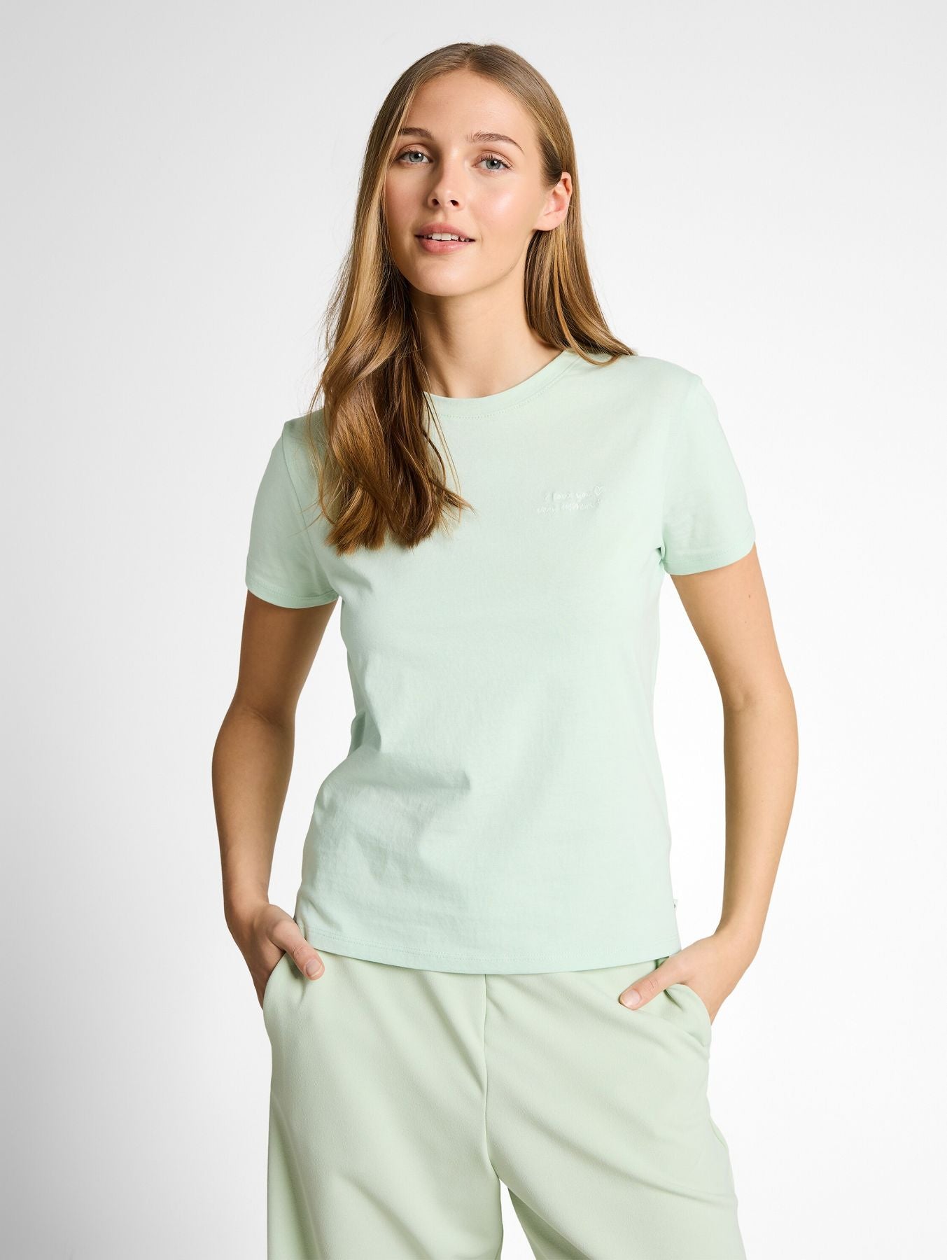 T-Shirt mit Stickerei