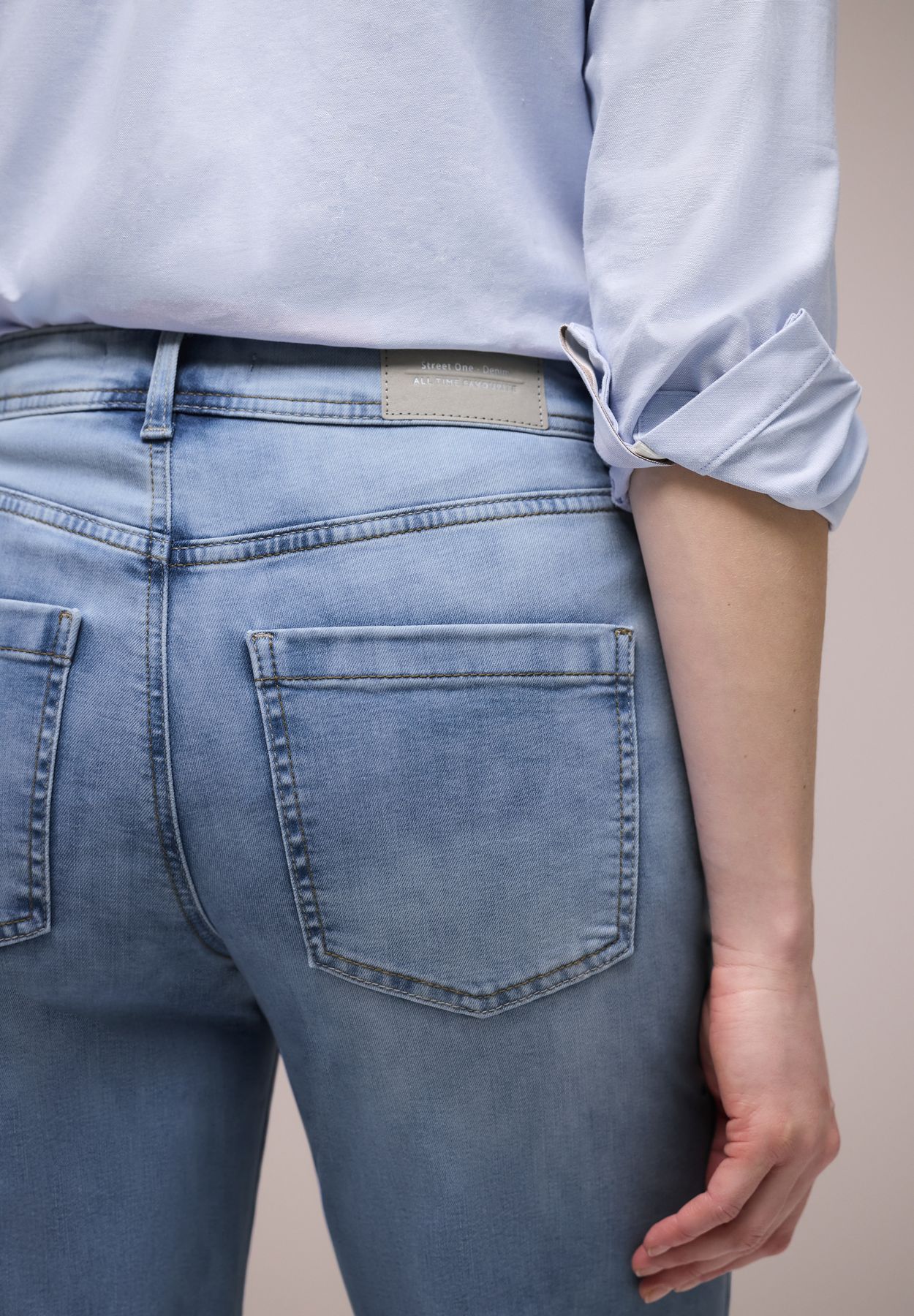 High Waist Wide Leg Jeans im Loose Fit