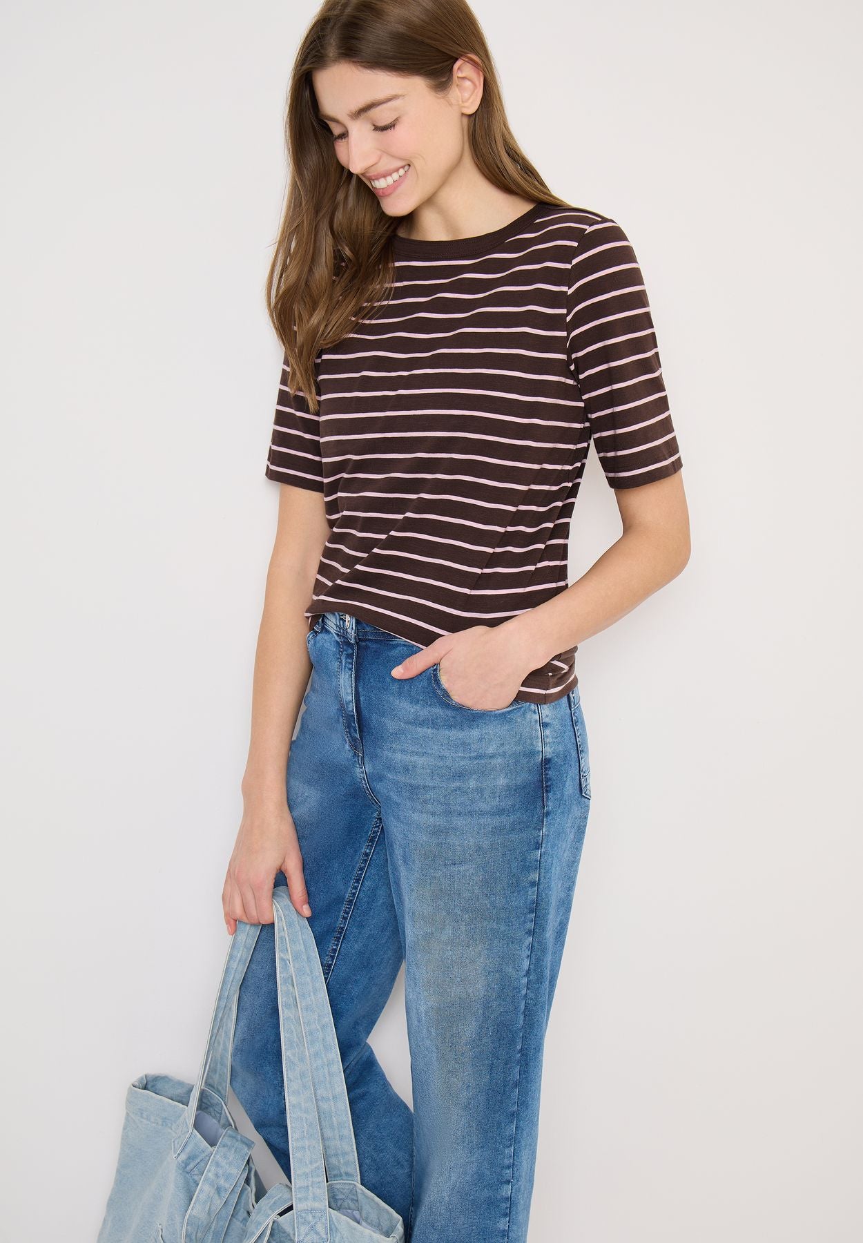 T-Shirt mit Boatneck und Streifen