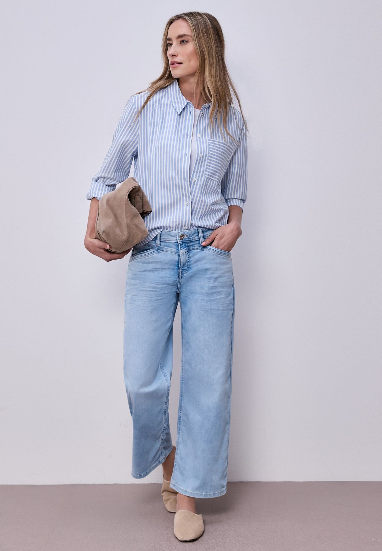 Bluse mit Hemdkragen und Backprint