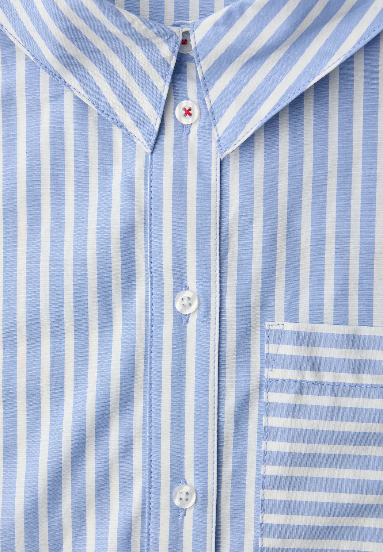 Bluse mit Hemdkragen und Backprint