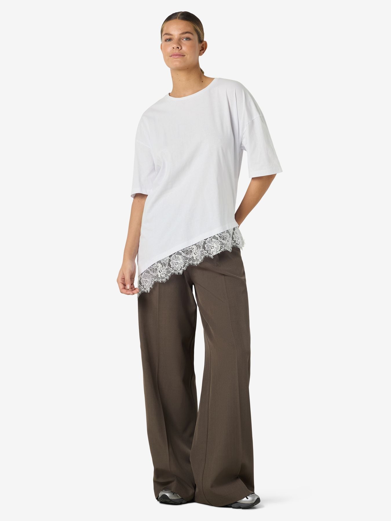 NMEASY LACE DETAIL S/S T-SHIRT /TNT