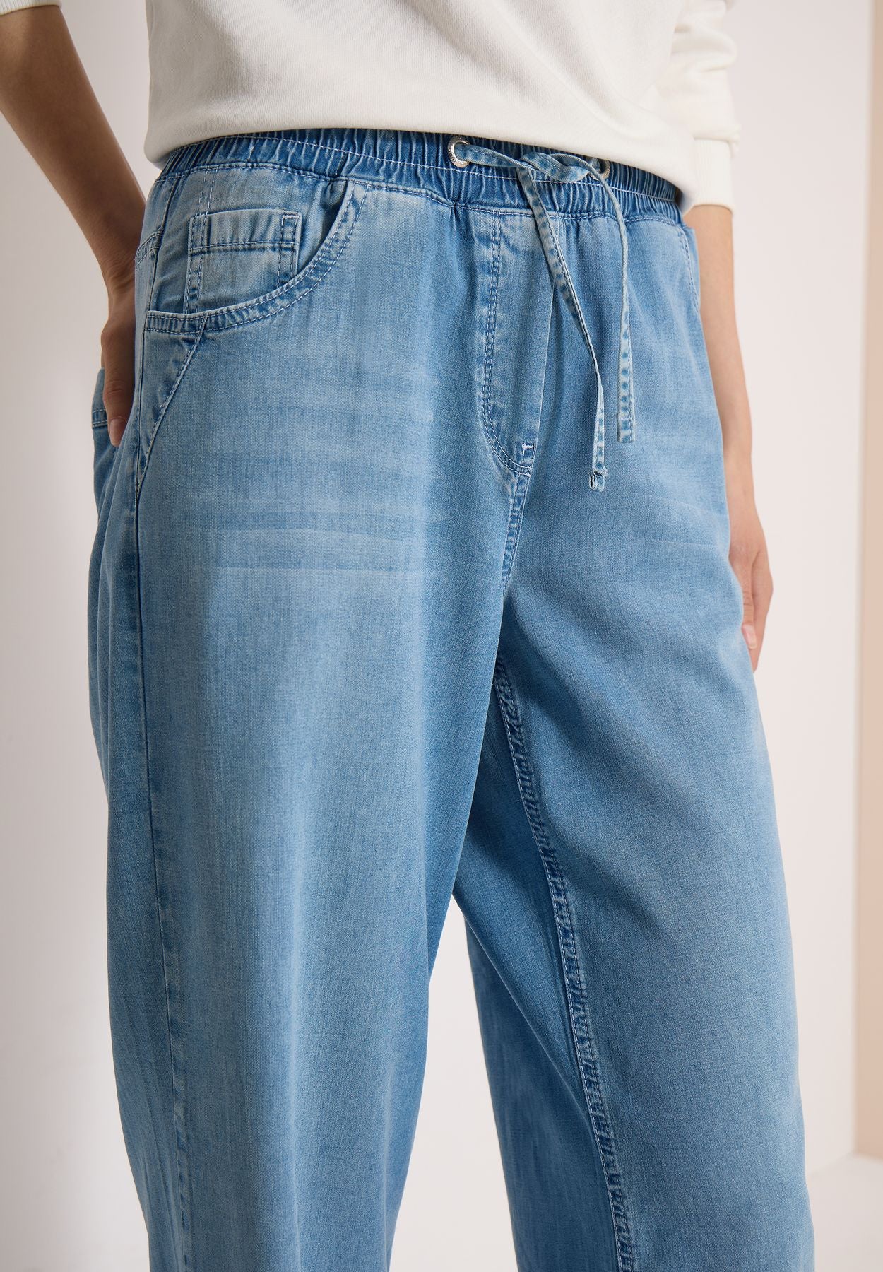 High Waist Wide Leg Jeans im Loose Fit