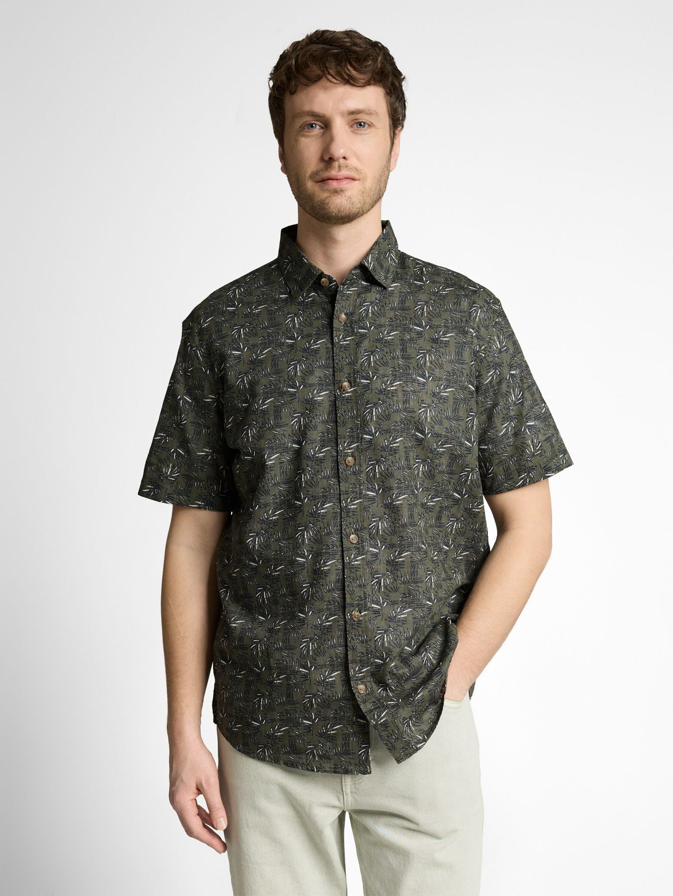 Regular Fit Kurzarmhemd mit Leinenanteil