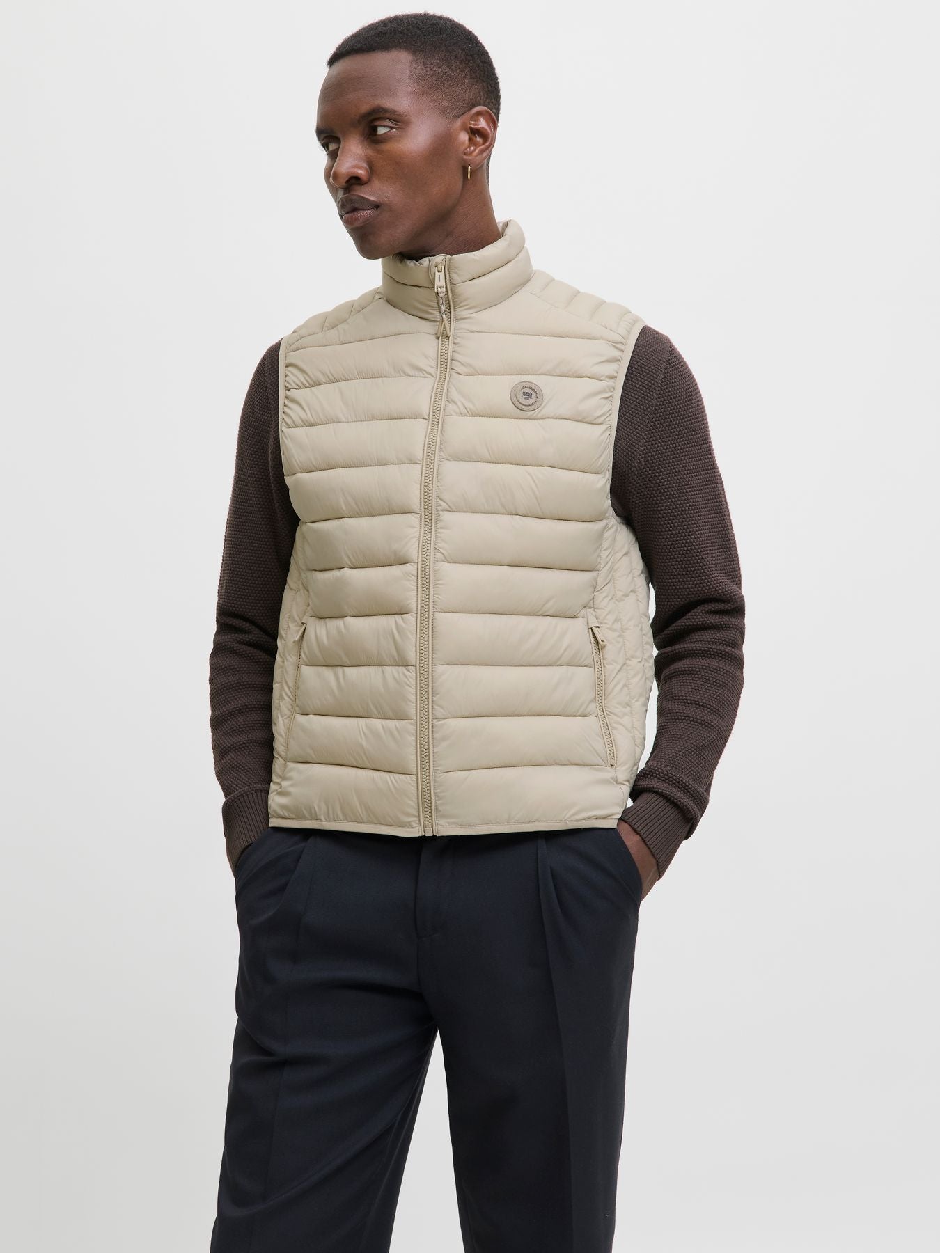 JJEBRADLEY LIGHT BODYWARMER COLLAR NOOS