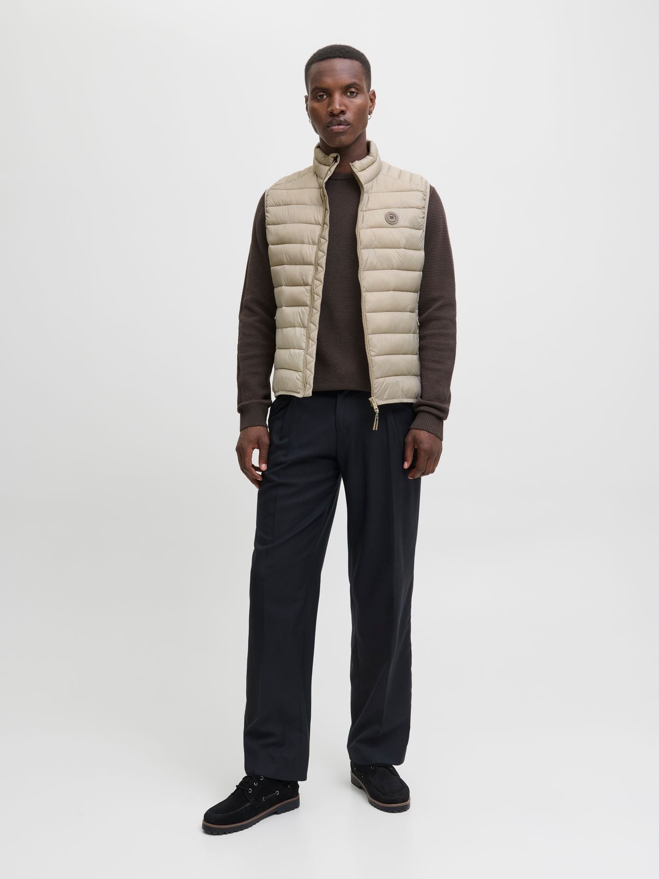 JJEBRADLEY LIGHT BODYWARMER COLLAR NOOS