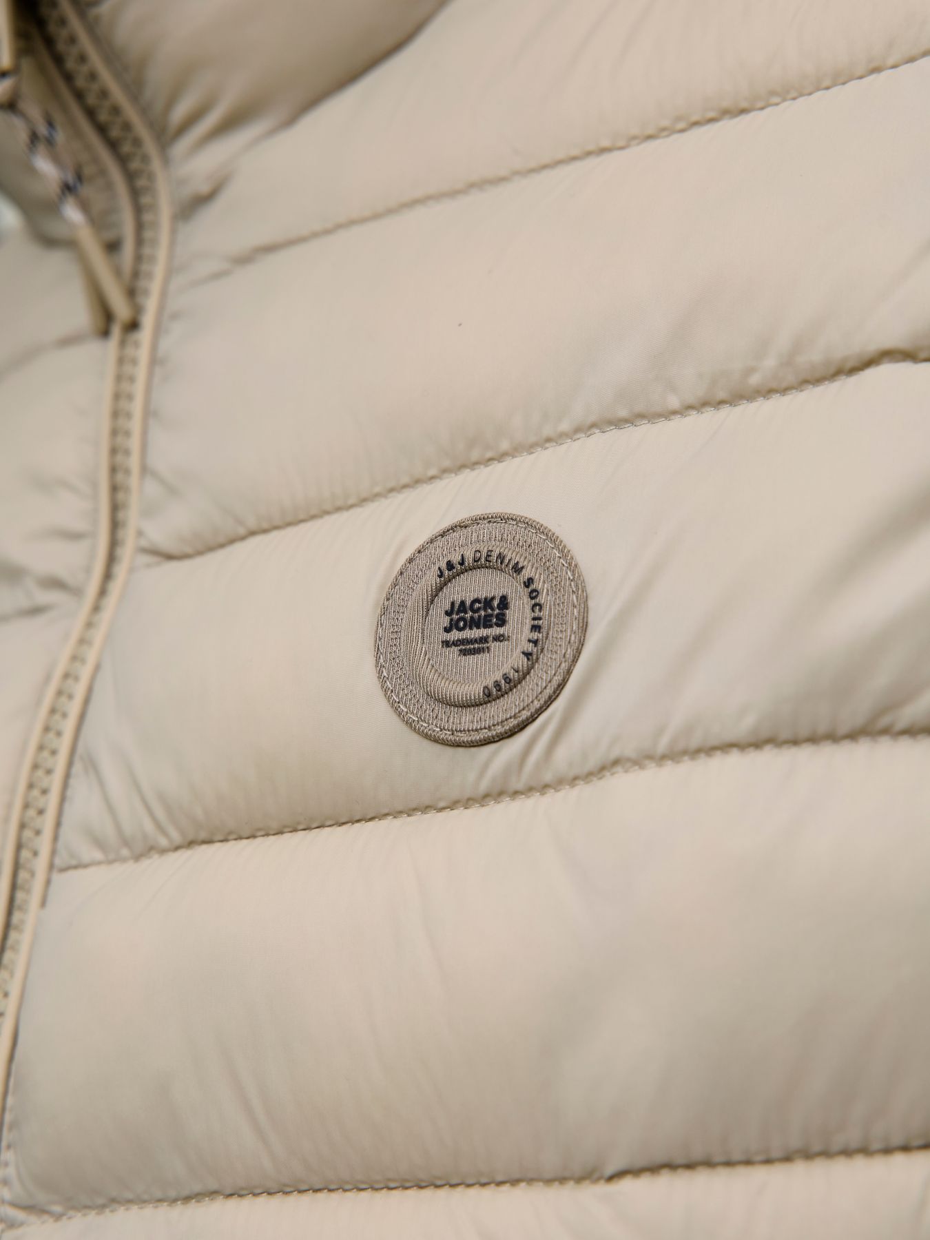JJEBRADLEY LIGHT BODYWARMER COLLAR NOOS