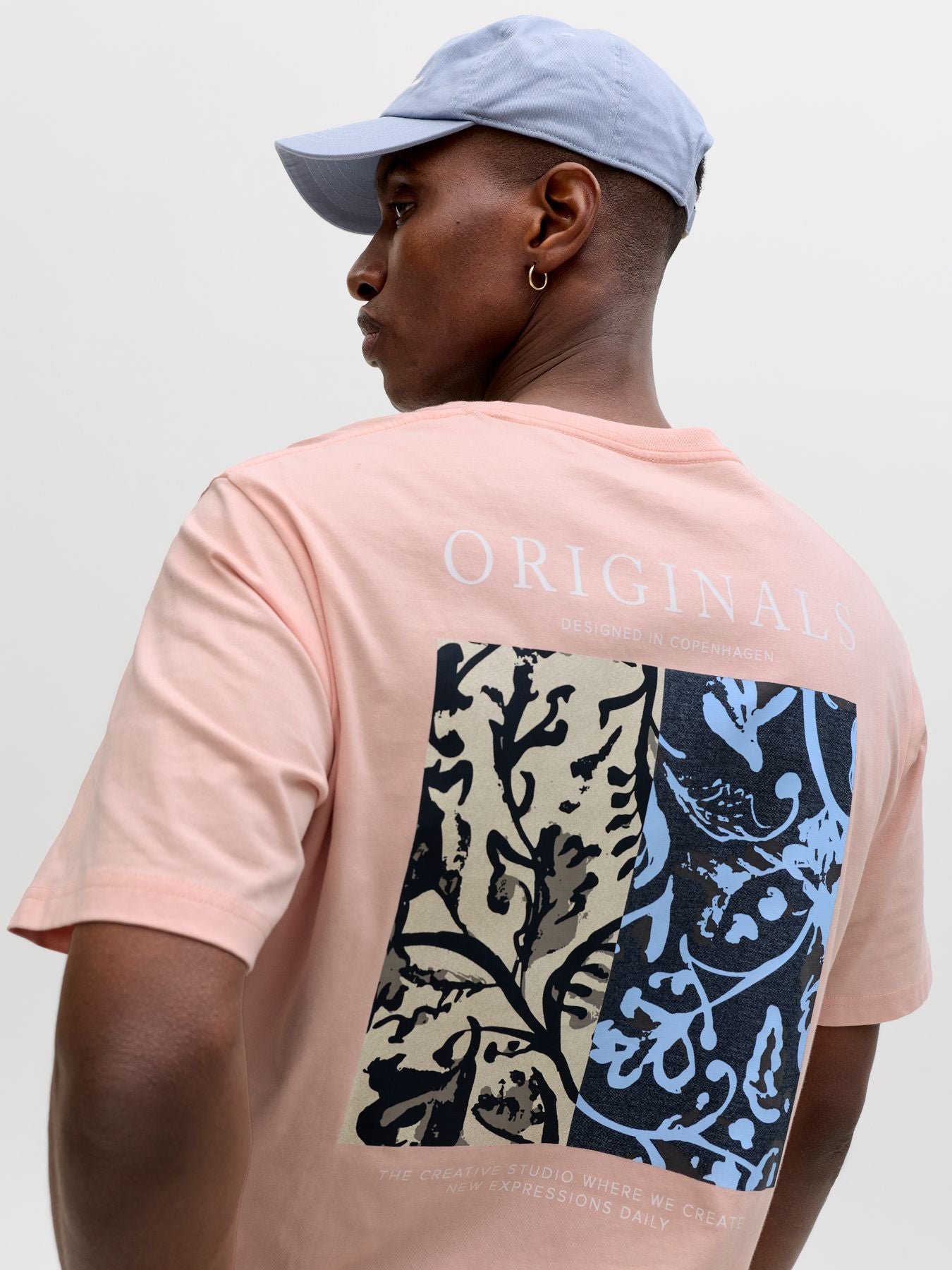 JORMONTAUK AOP BACK TEE SS CREW NECK SN