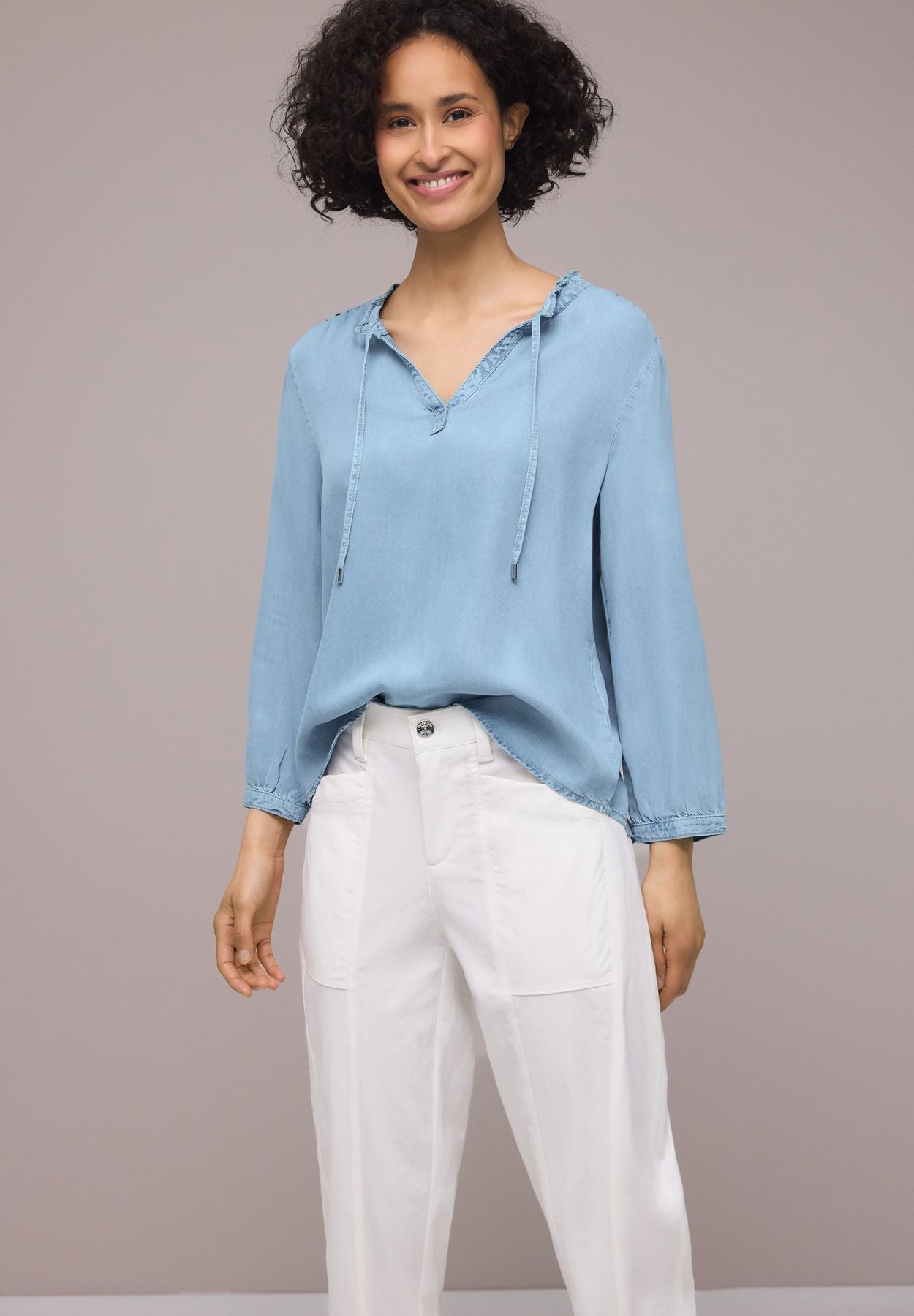 3/4-Arm Bluse mit Split Neck im Denim-Look