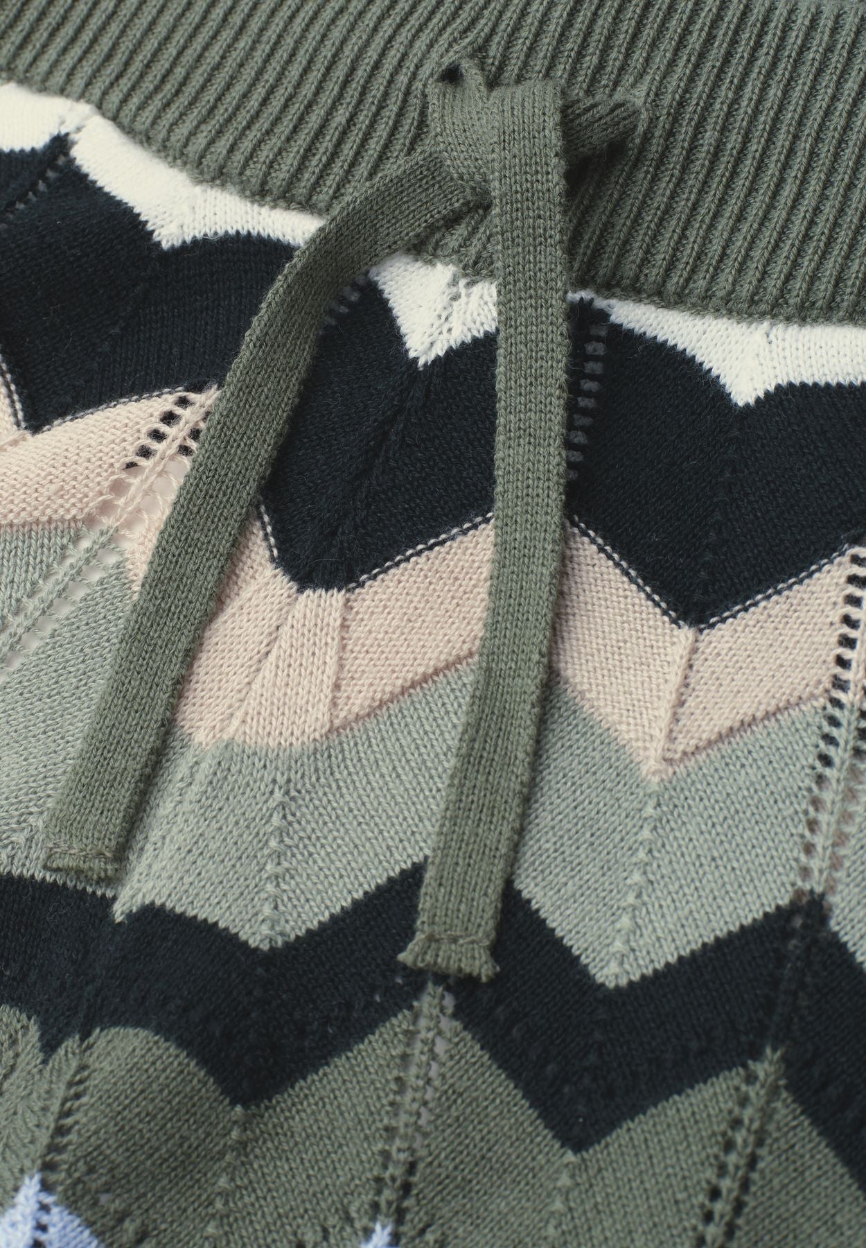 multicolor zig-zag pants