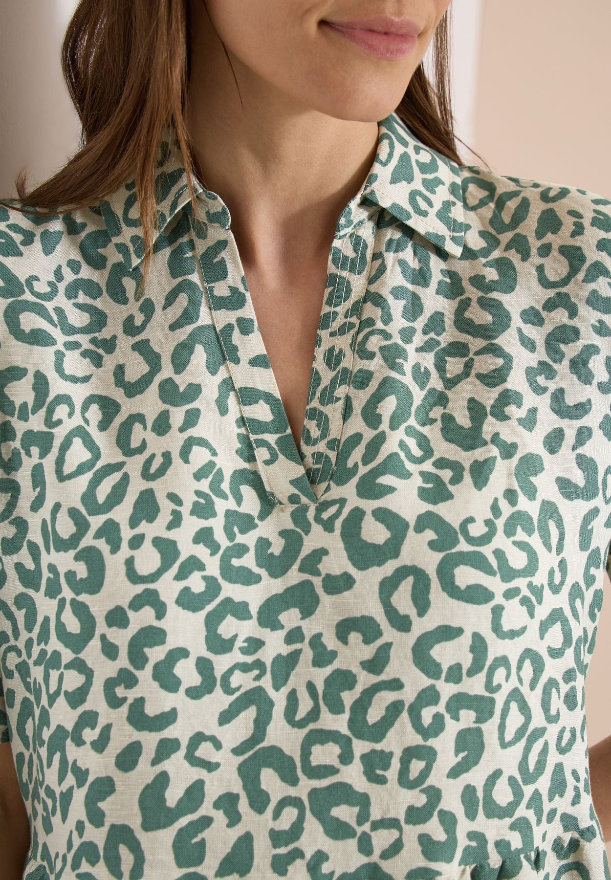 Knielanges Kleid aus Leinenmix mit Print
