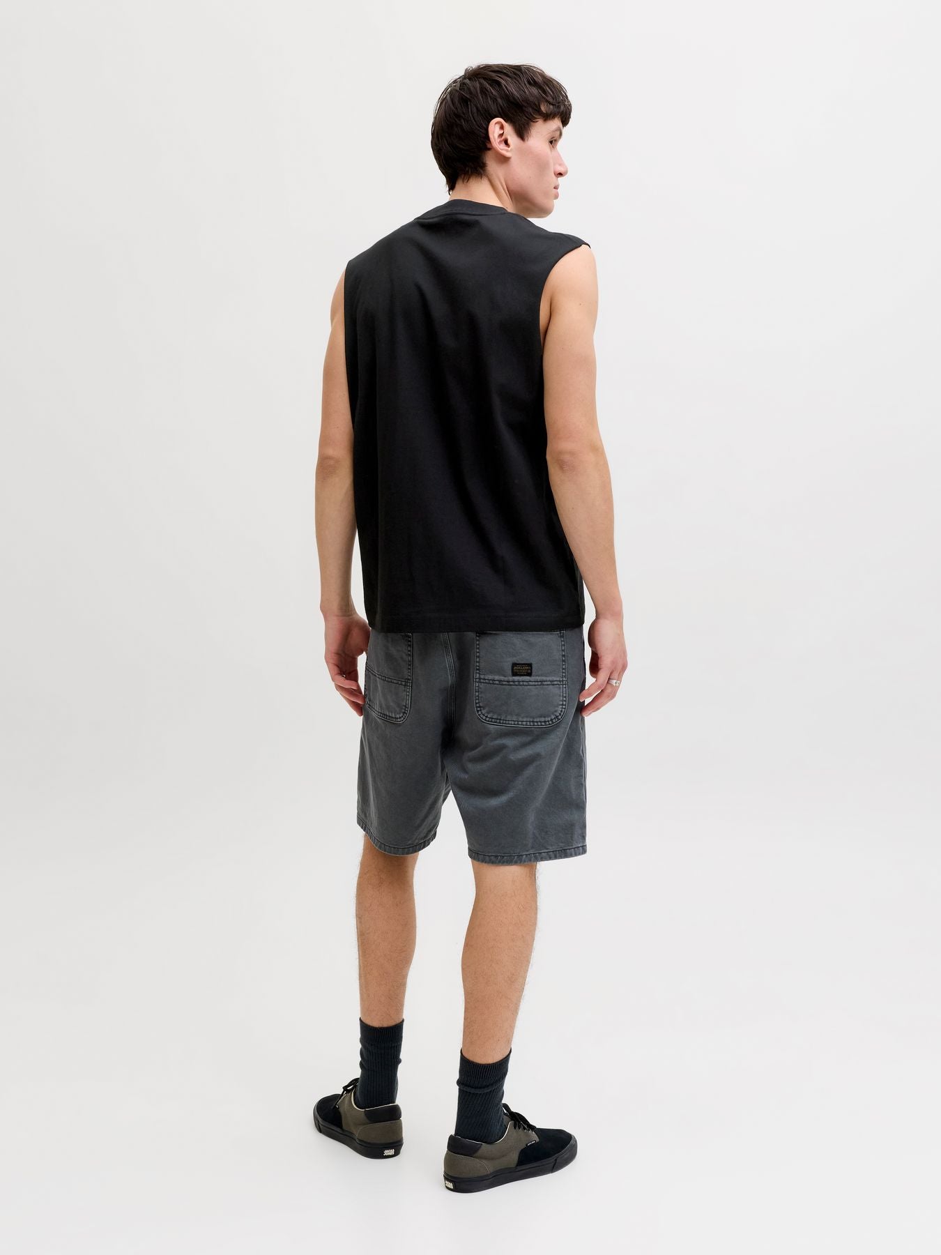 JORNORREBRO EMB TEE SL CREW NECK LN