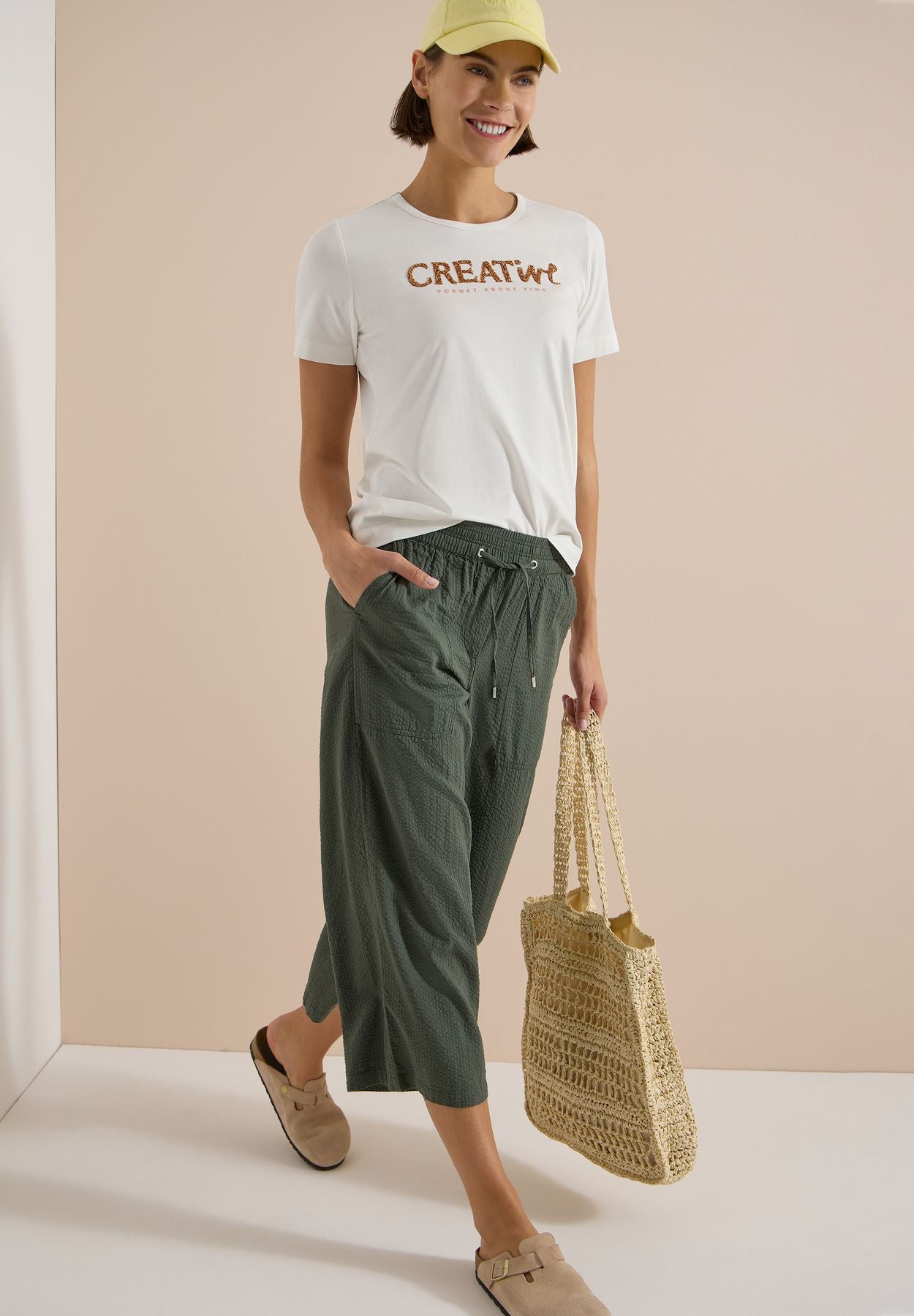 T-Shirt mit Rundhals und Glitzer-Wording