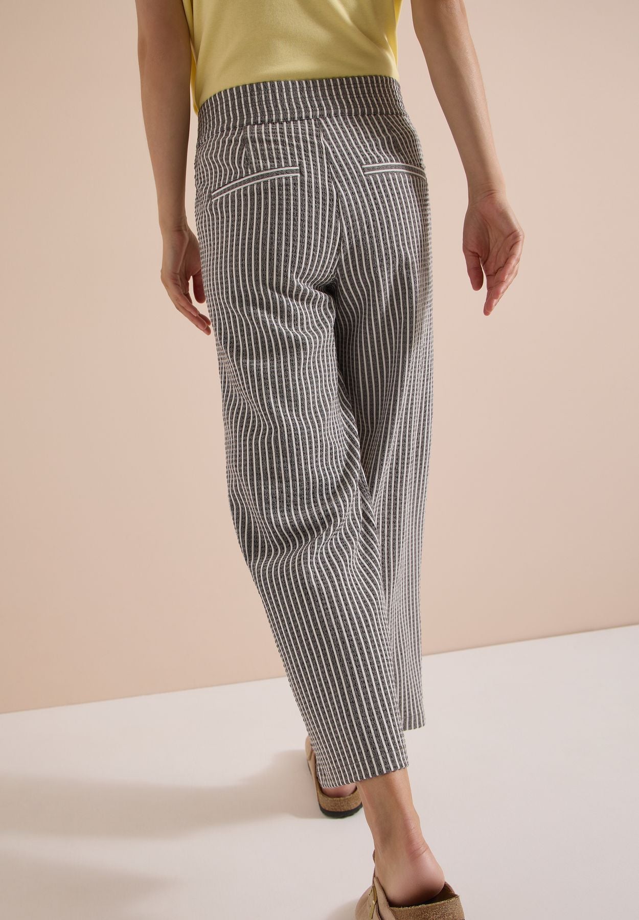 Wide Leg Hose in Seersucker-Qualität