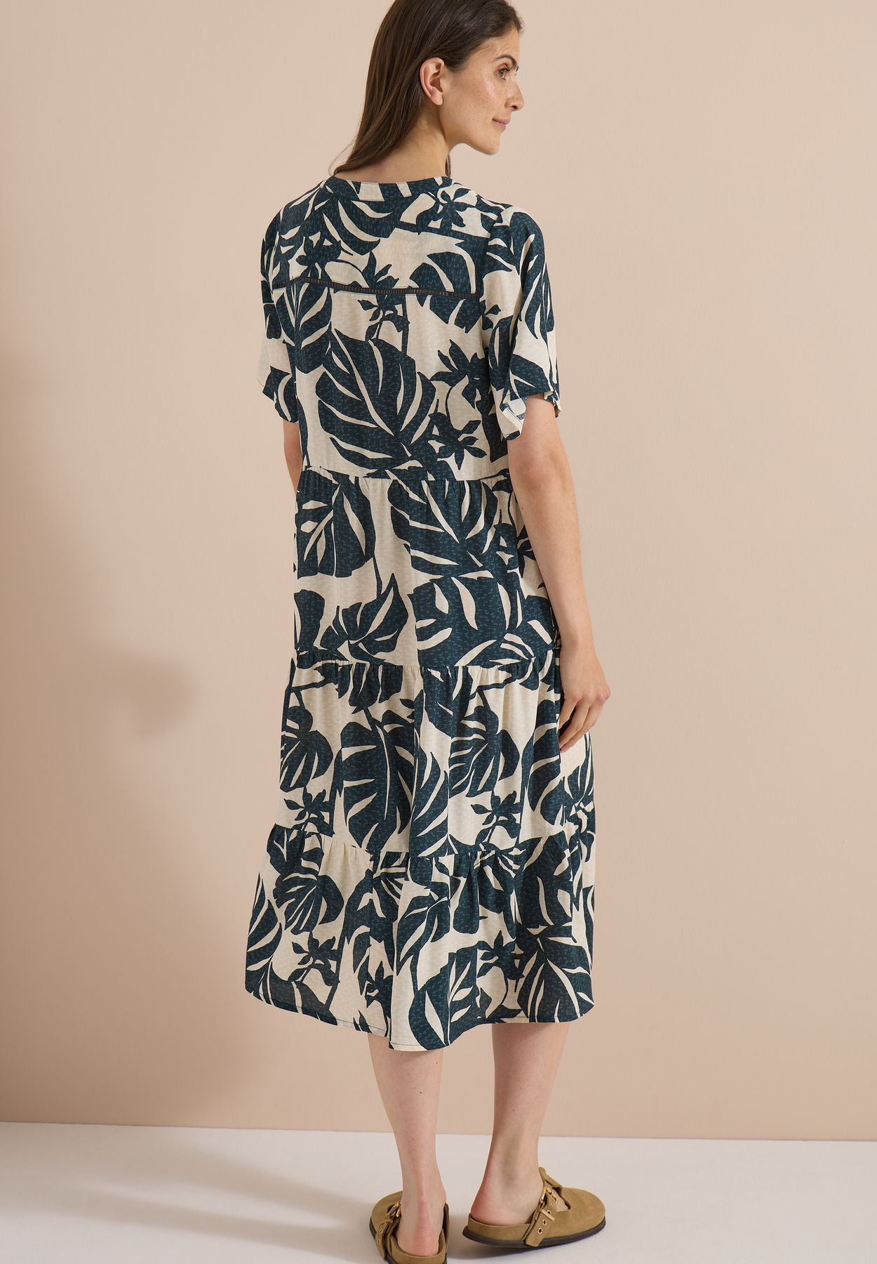 Midikleid mit Split Neck und Print
