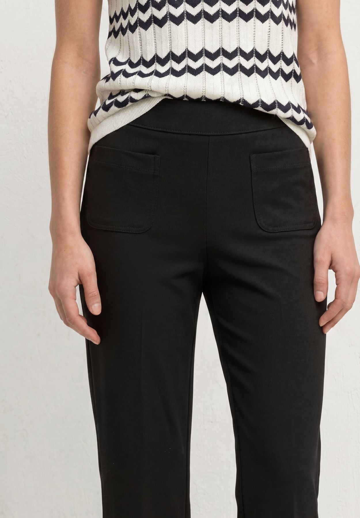 High Waist Straight Leg Hose im Casual Fit