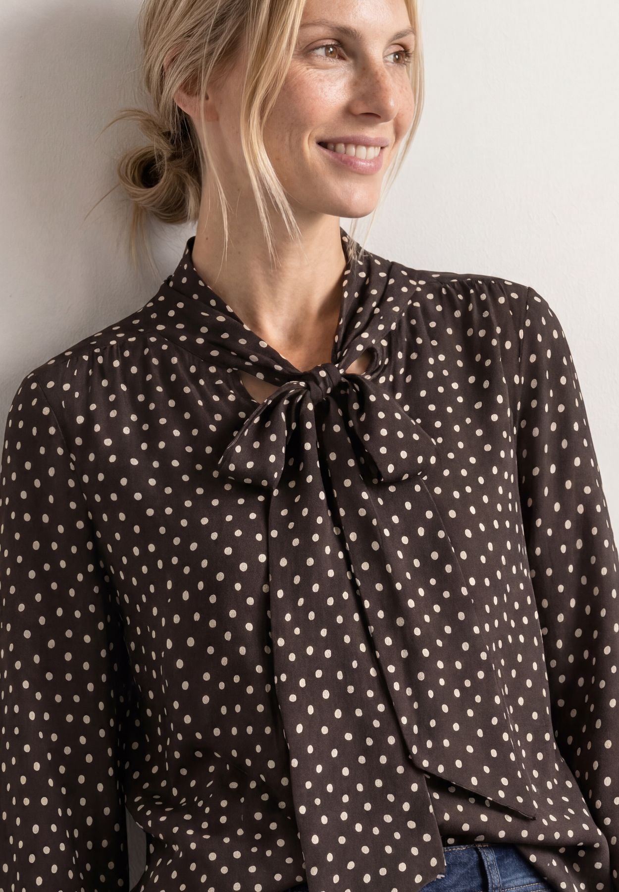 Langarm Bluse mit Schleifendetail